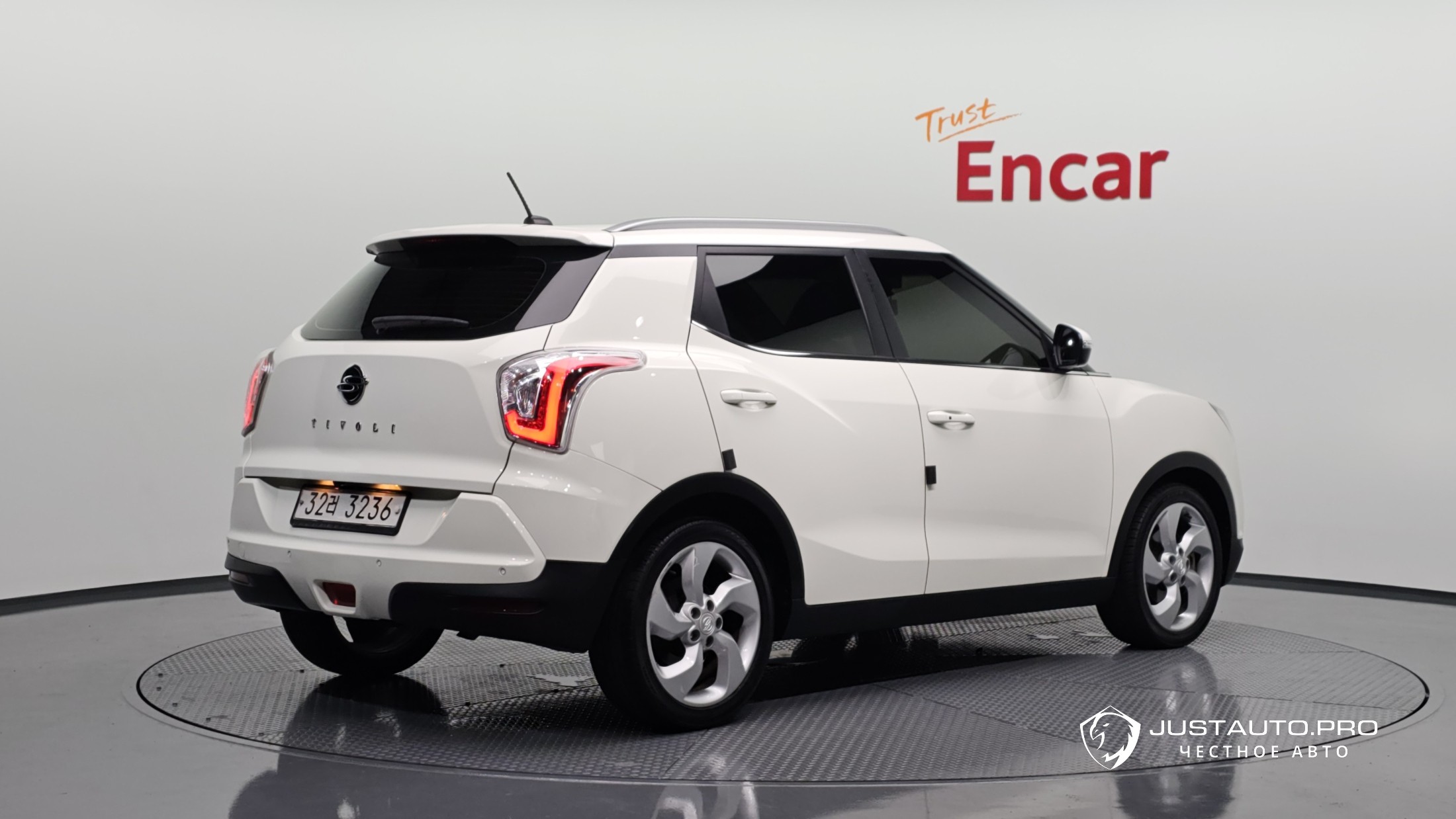 Автомобиль KG_Mobility_Ssangyong TIBOLI