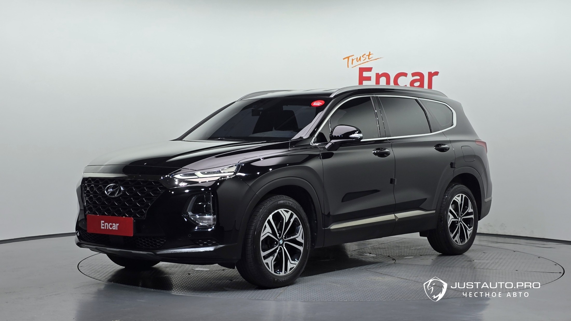 Автомобиль Hyundai Santafe