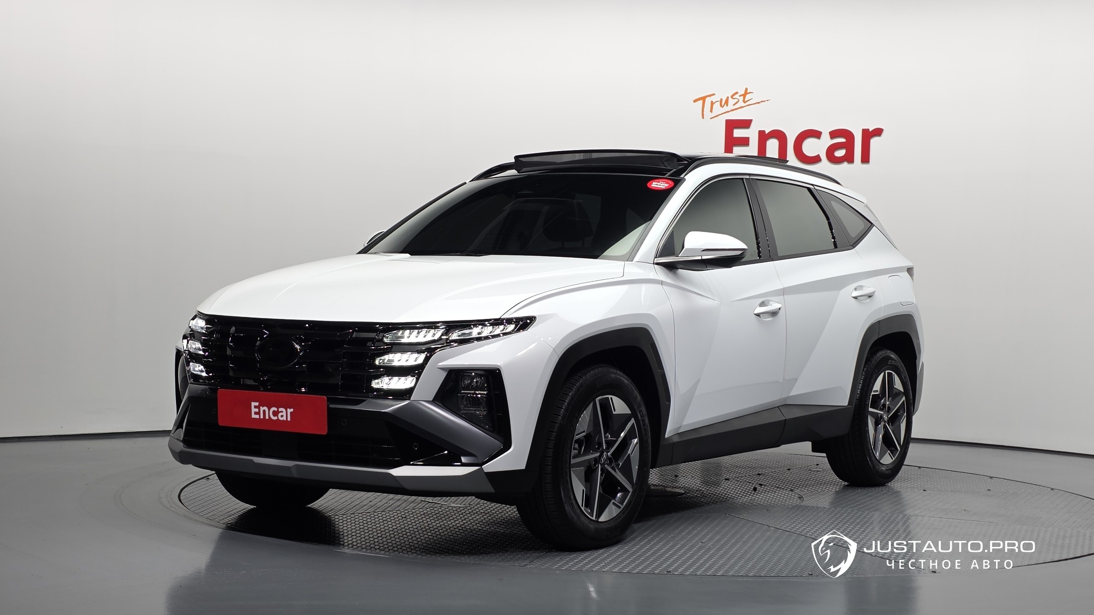 Автомобиль Hyundai Tucson