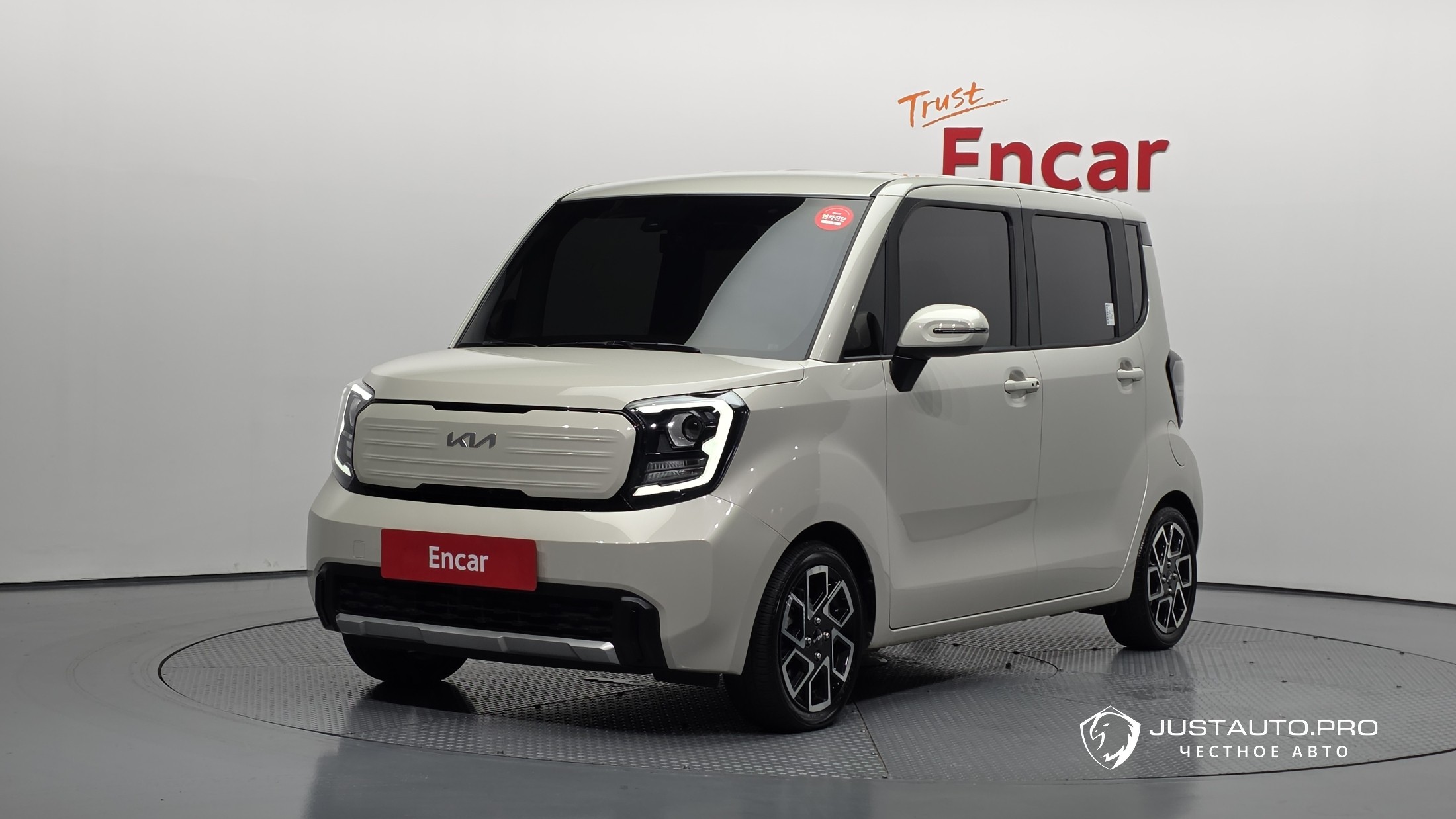Автомобиль Kia RAY