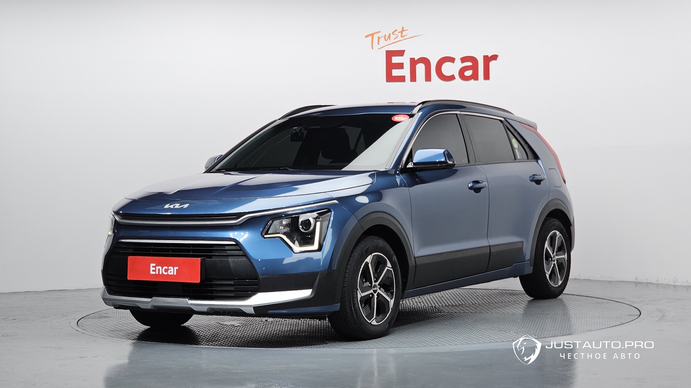 Автомобиль Kia Niro