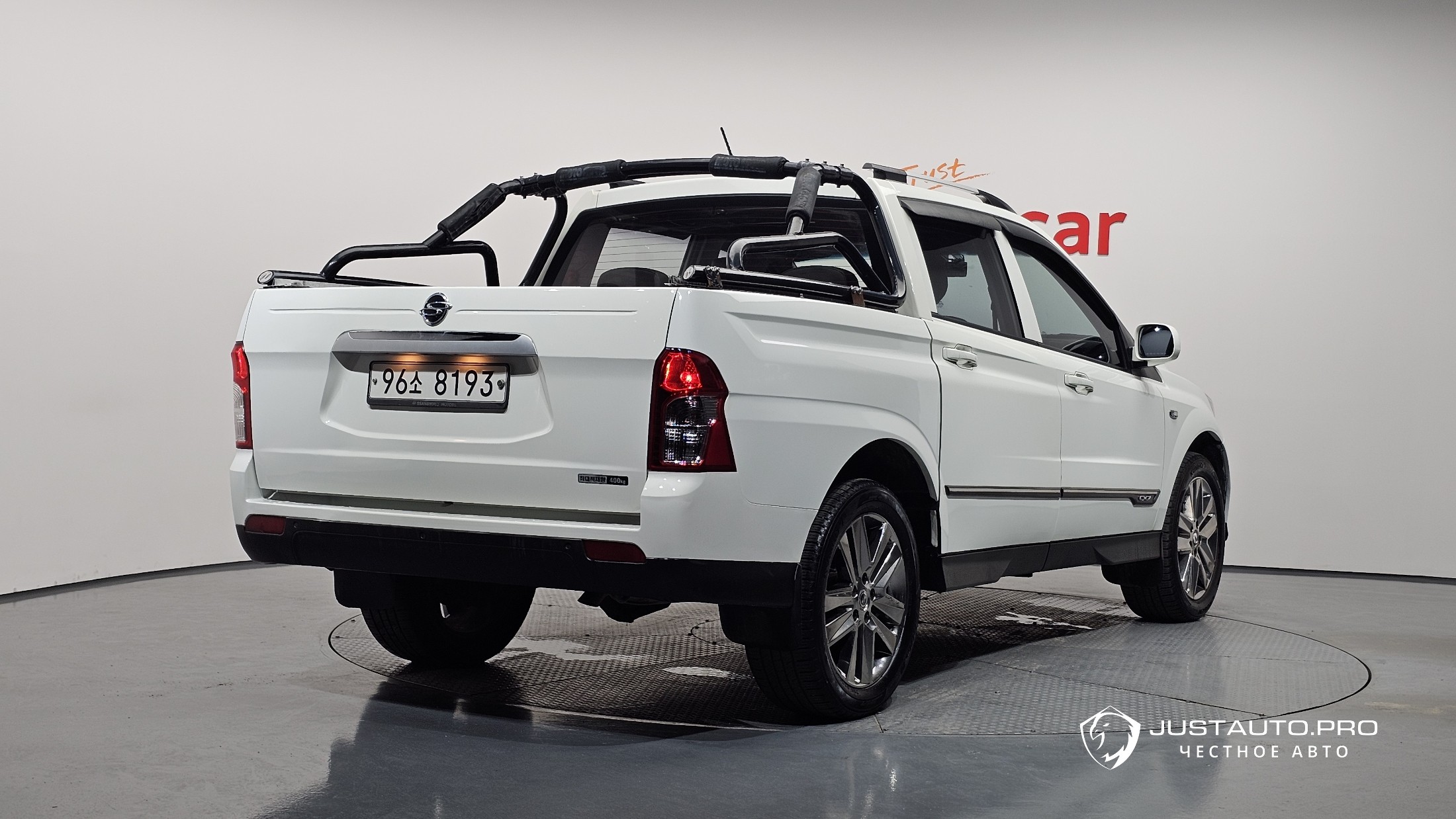 Автомобиль KG_Mobility_Ssangyong KORANDO