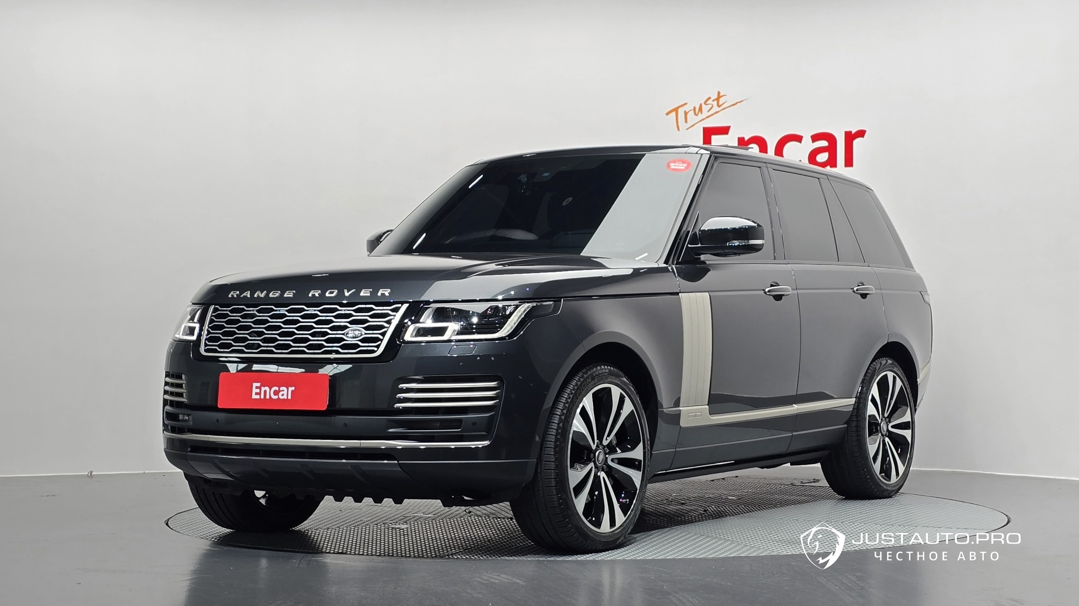 Автомобиль Land Rover Range Rover