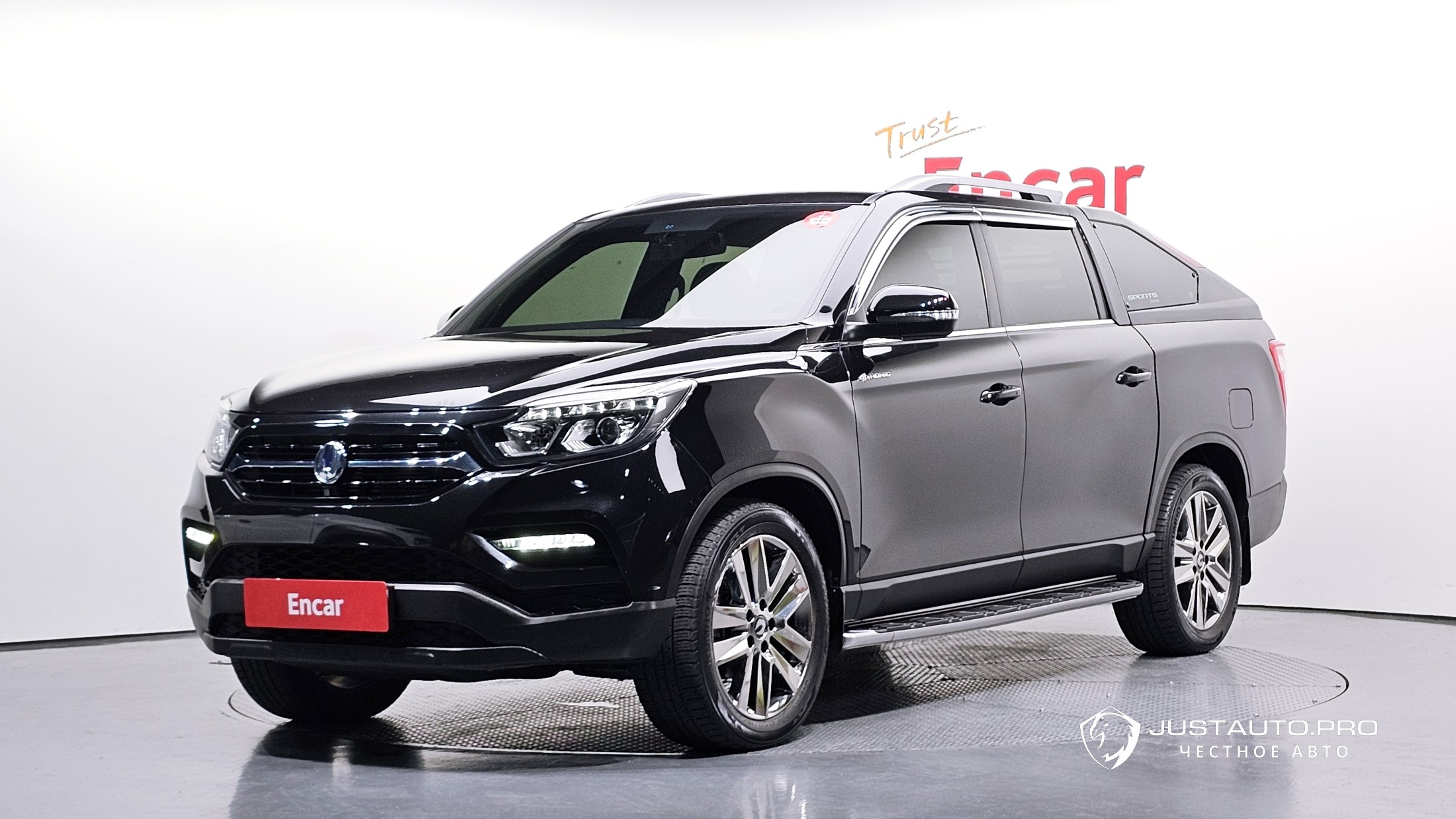 Автомобиль KG_Mobility_Ssangyong Rexton