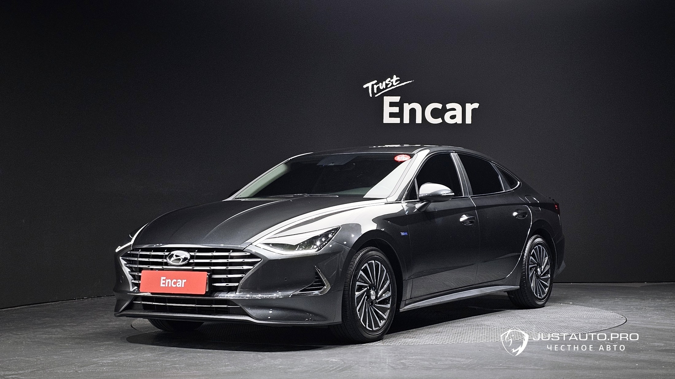 Автомобиль Hyundai Sonata