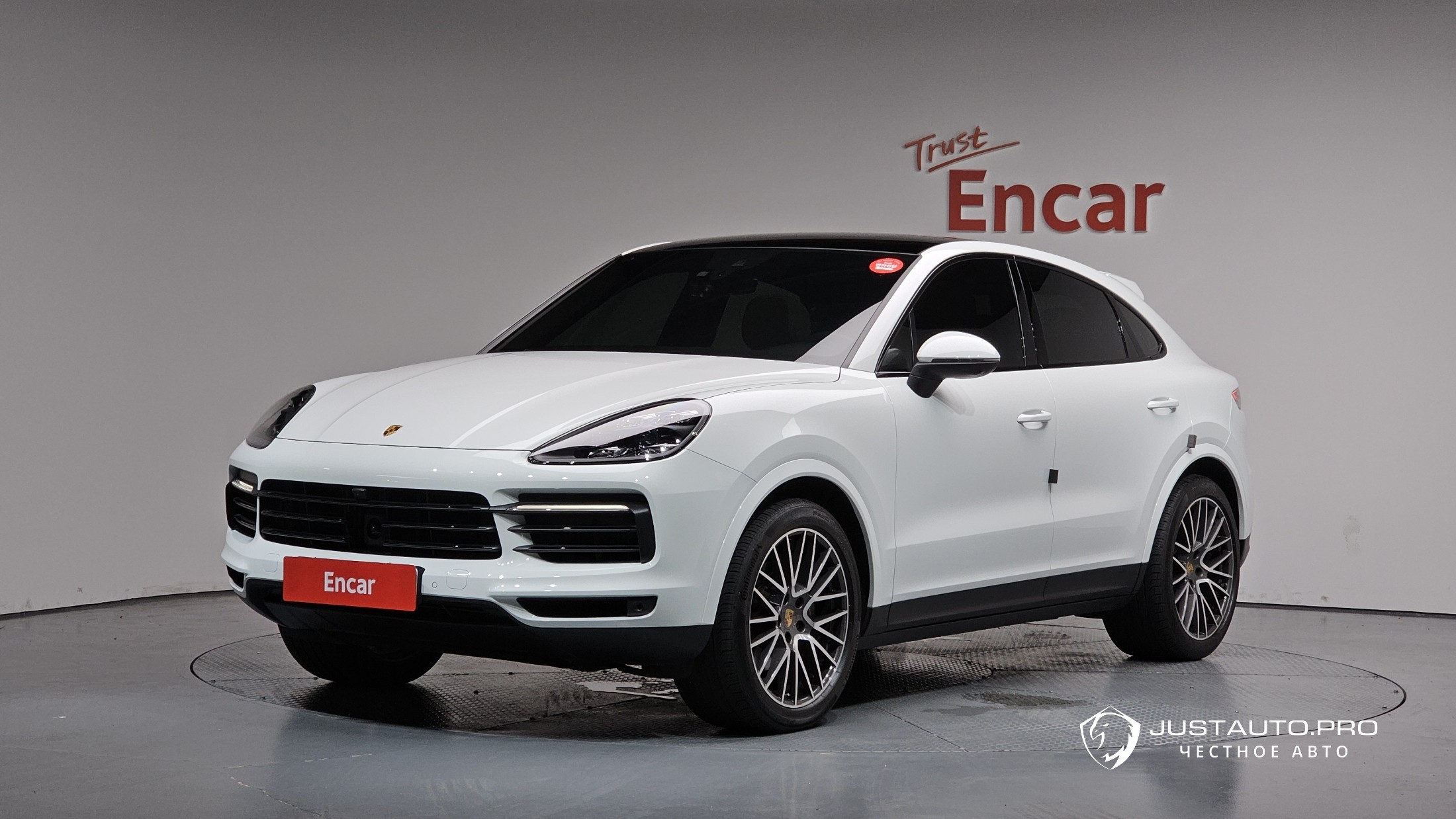Автомобиль Porsche Cayenne