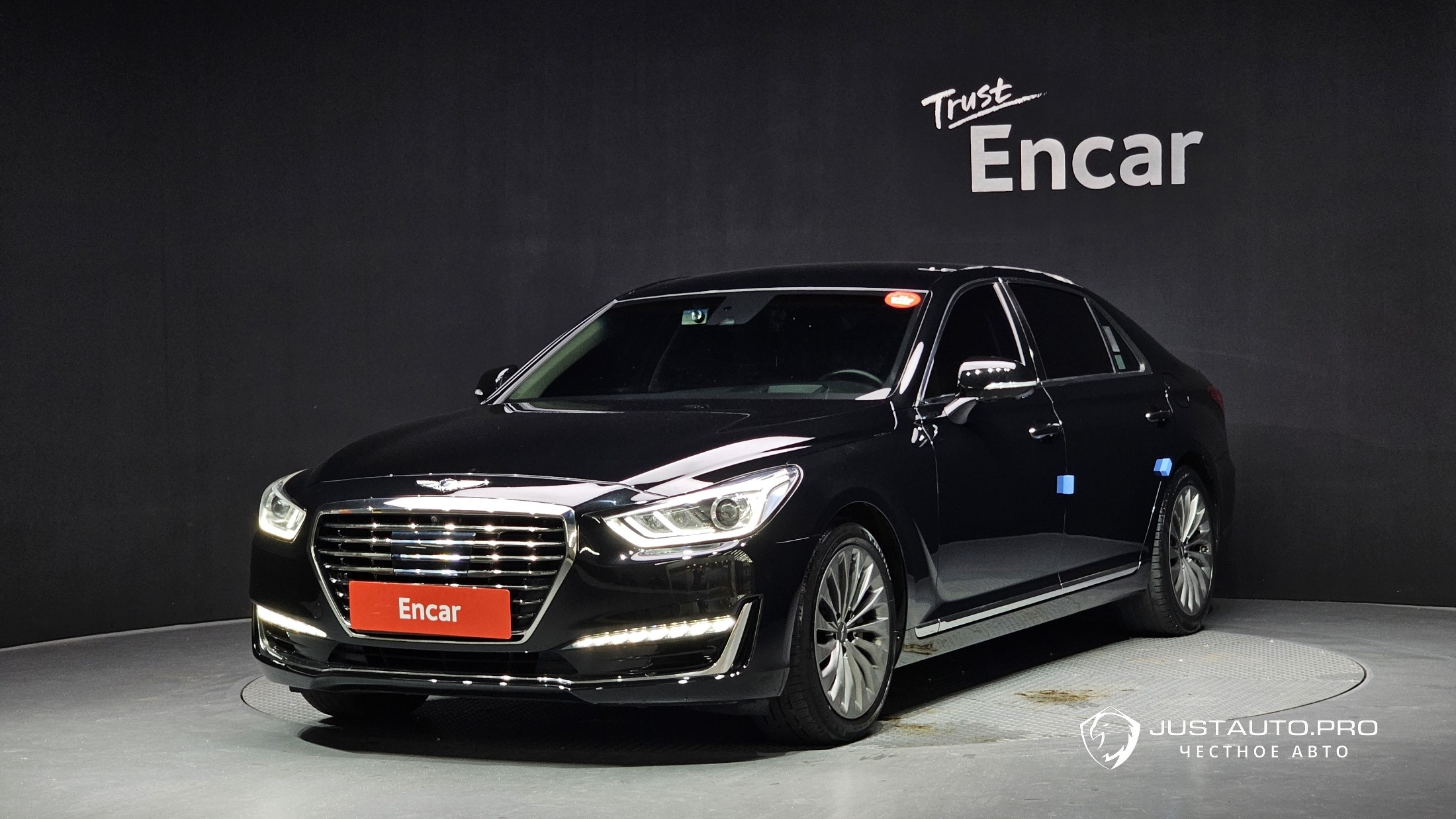 Автомобиль Genesis EQ900