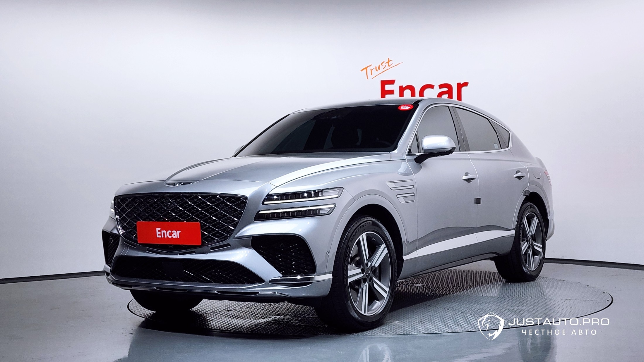 Автомобиль Genesis GV80