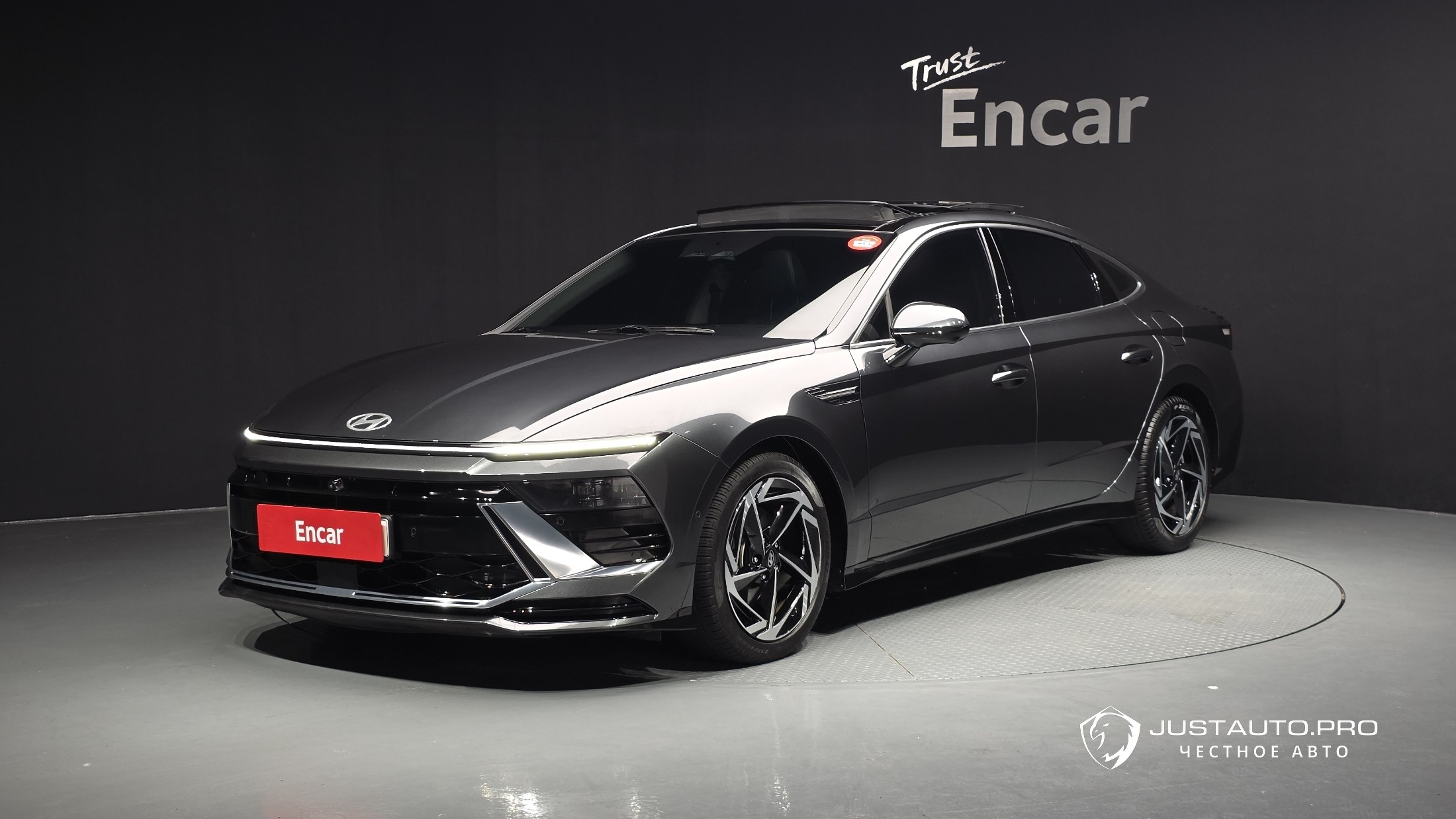 Автомобиль Hyundai Sonata