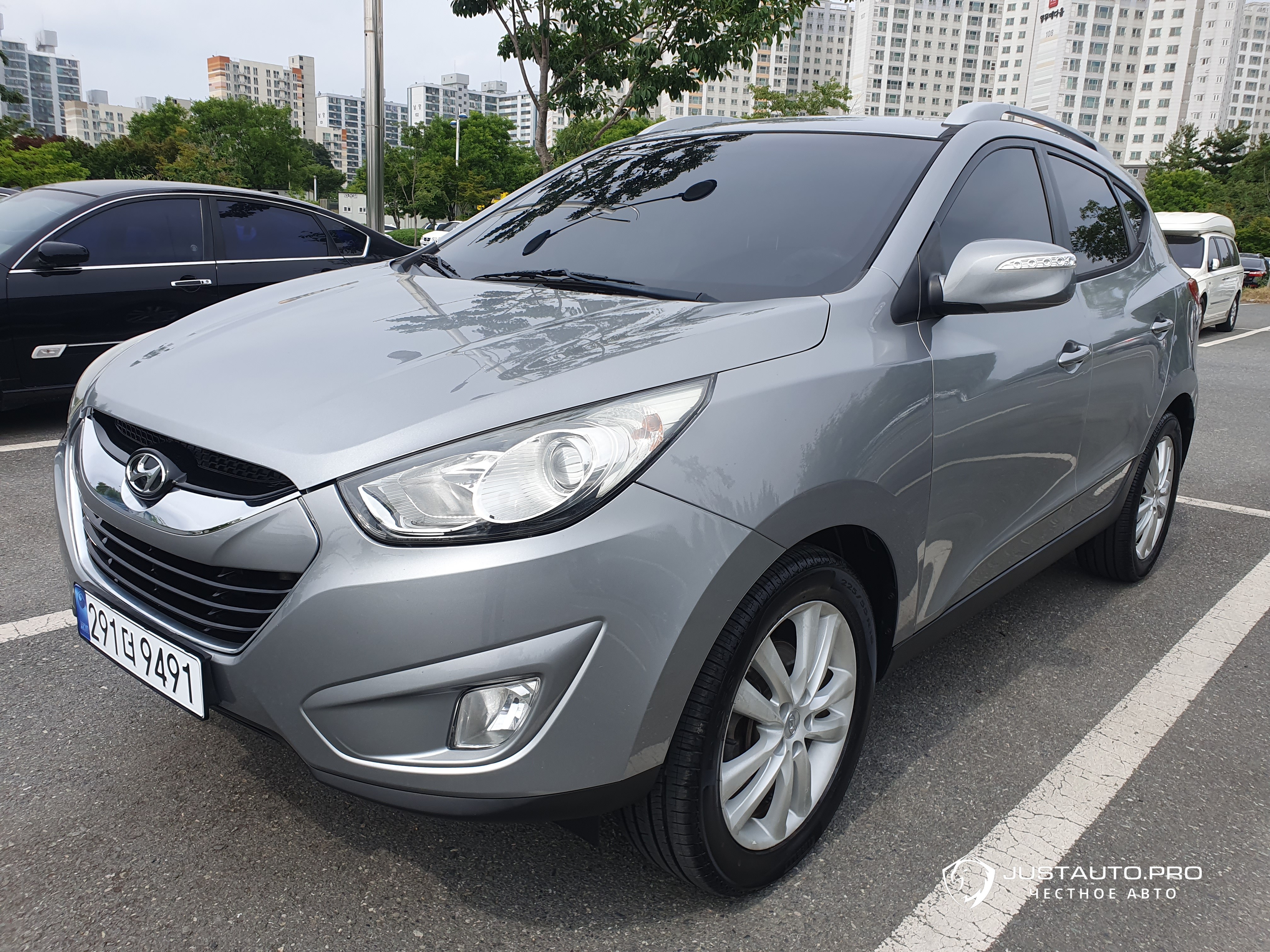 Автомобиль Hyundai Tucson