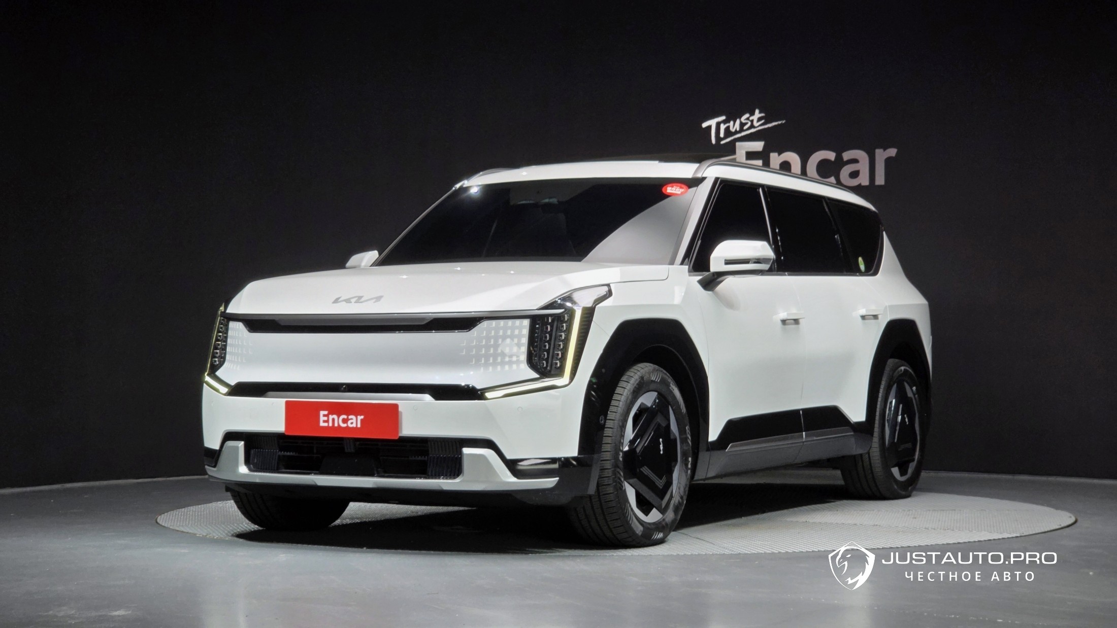 Автомобиль Kia EV9
