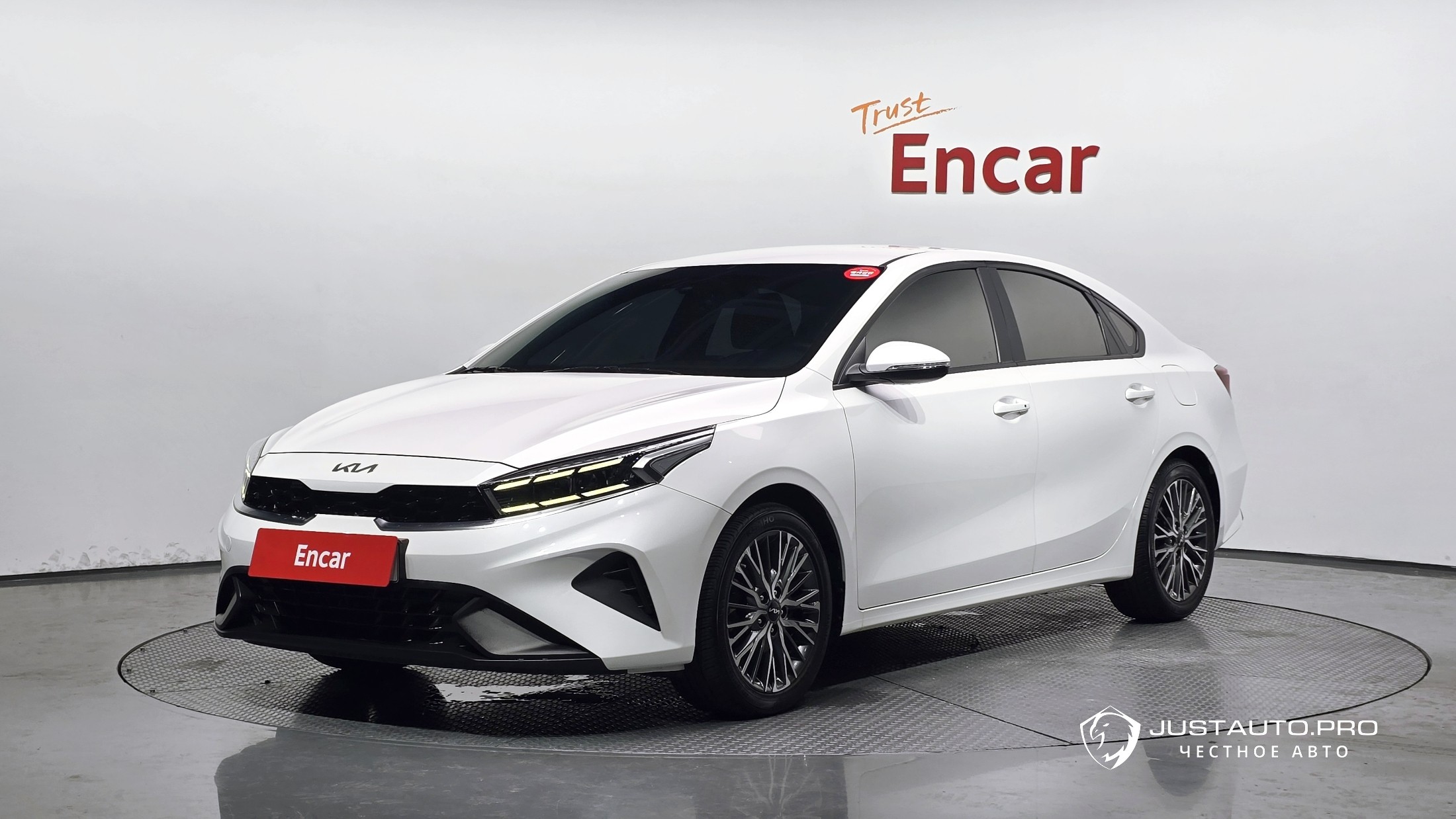Автомобиль Kia K3