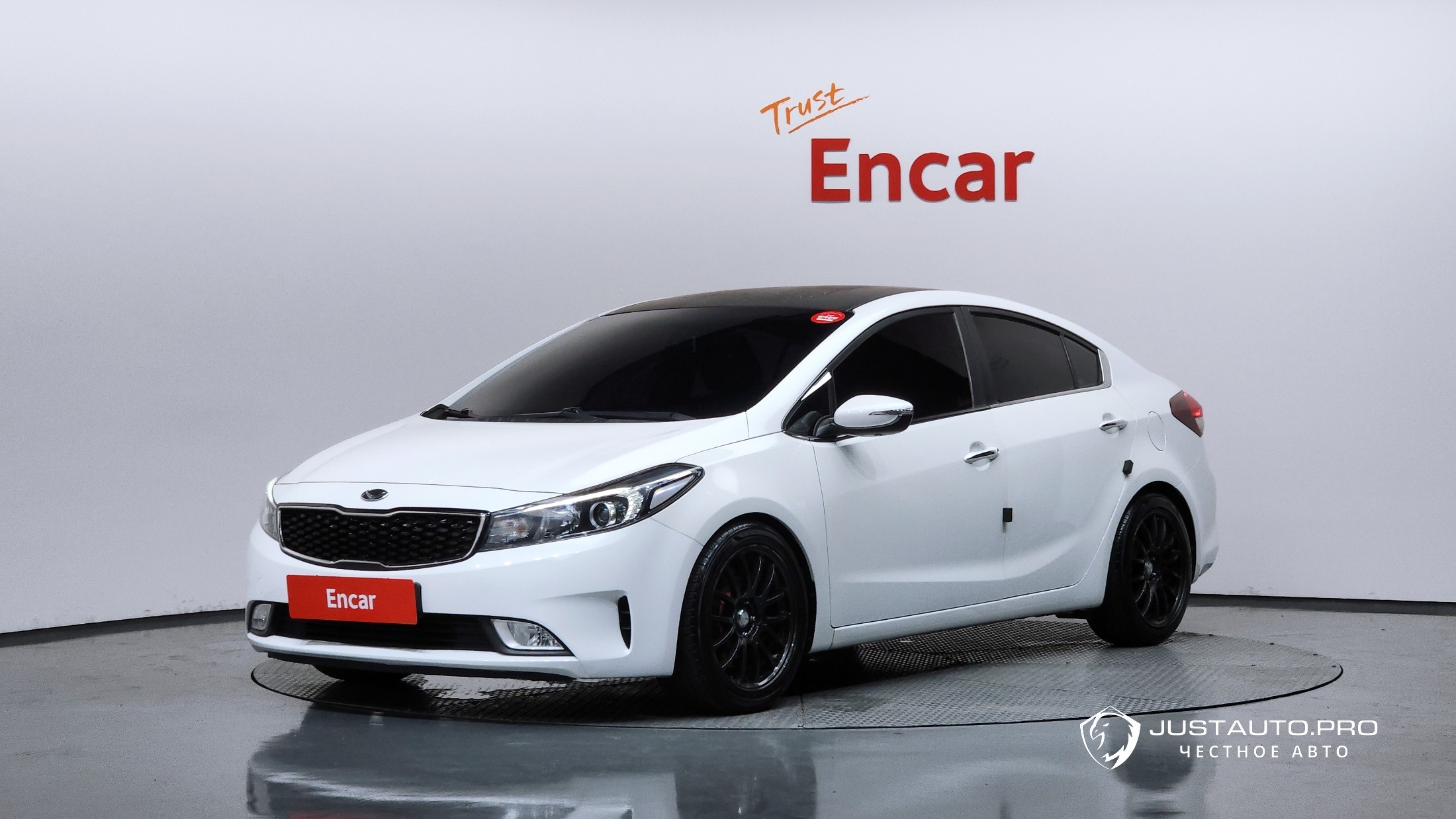 Автомобиль Kia K3