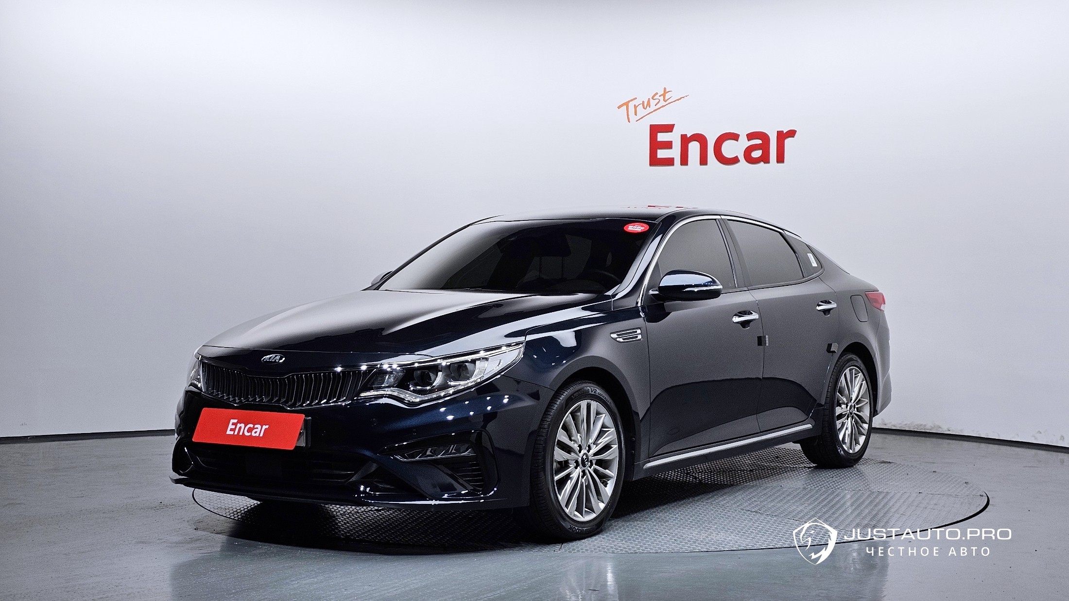 Автомобиль Kia K5