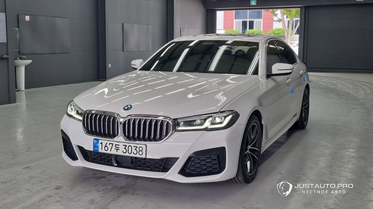 Автомобиль BMW 5-Series