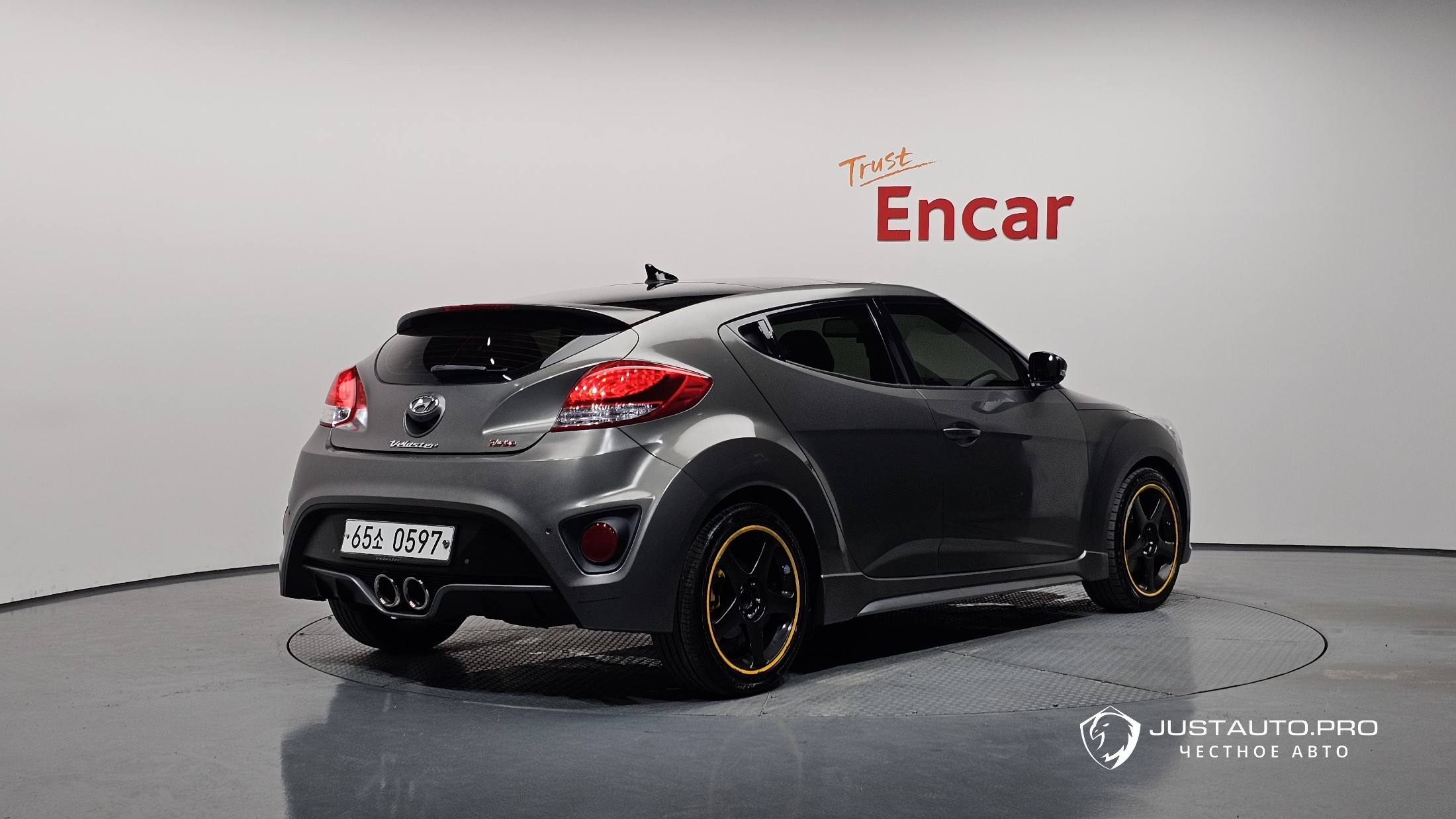 Автомобиль Hyundai Veloster