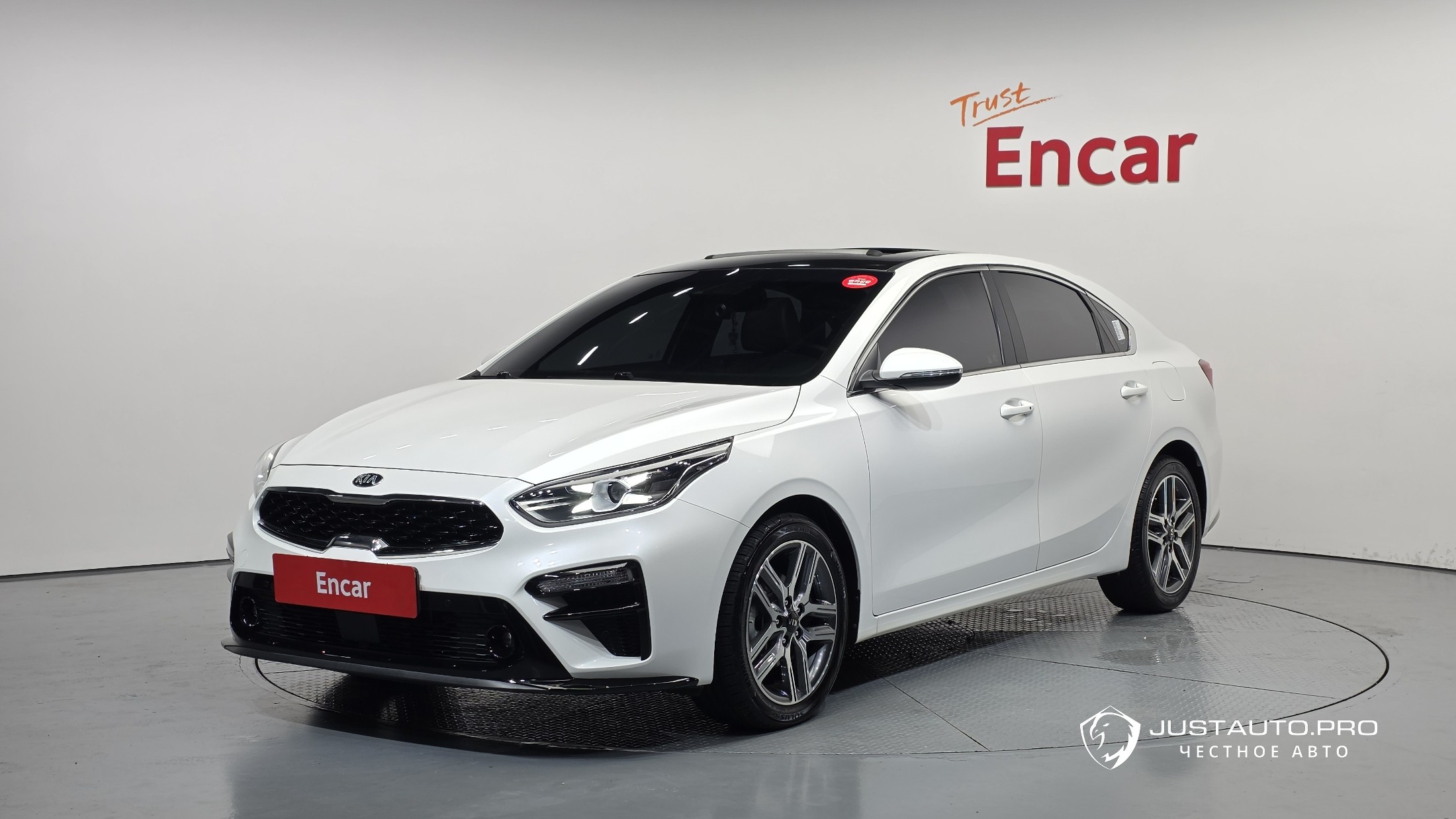 Автомобиль Kia K3