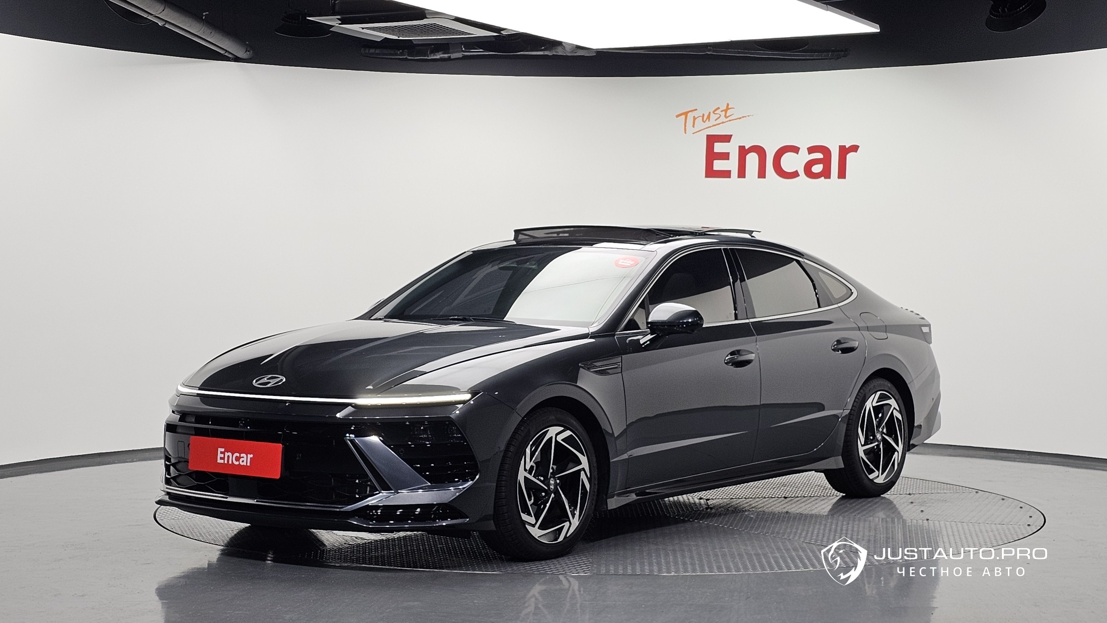 Автомобиль Hyundai Sonata