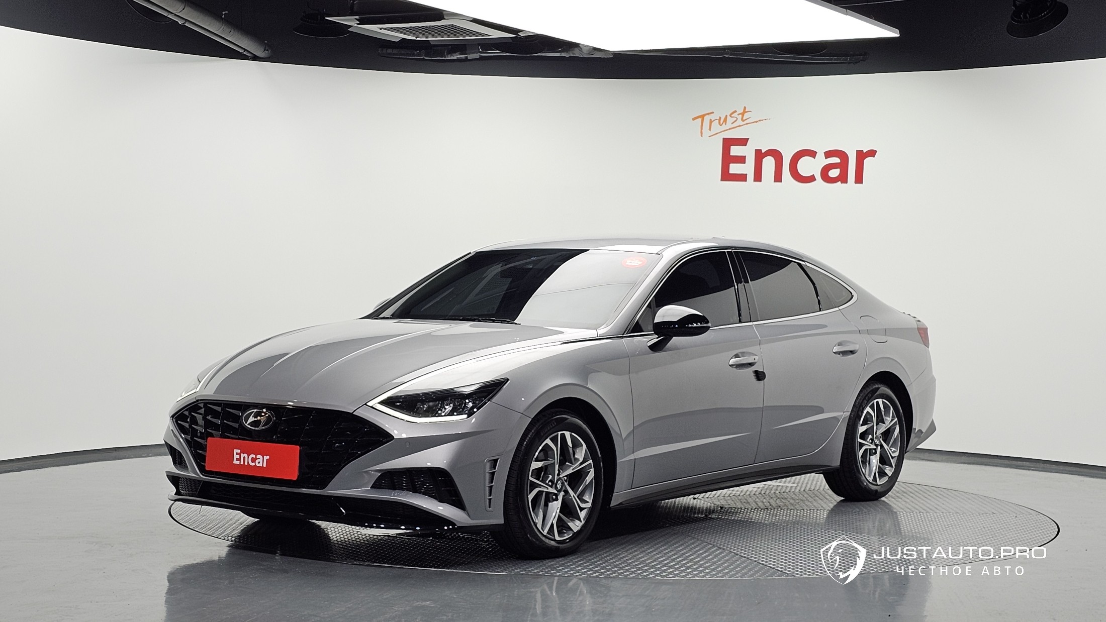Автомобиль Hyundai Sonata