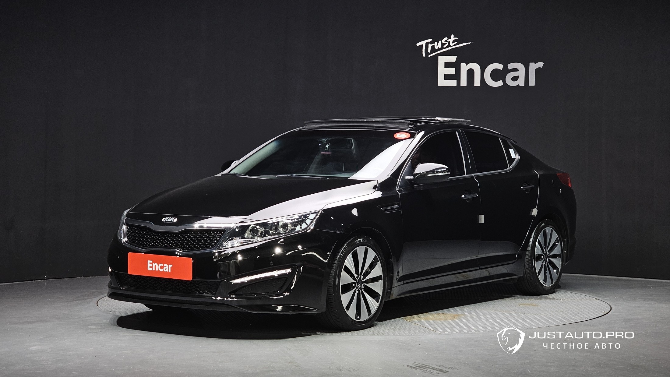 Автомобиль Kia K5