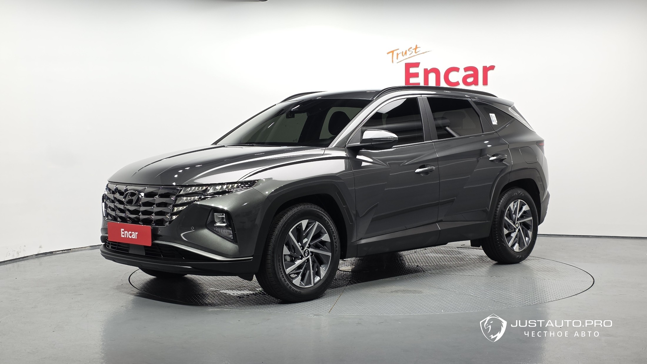 Автомобиль Hyundai Tucson