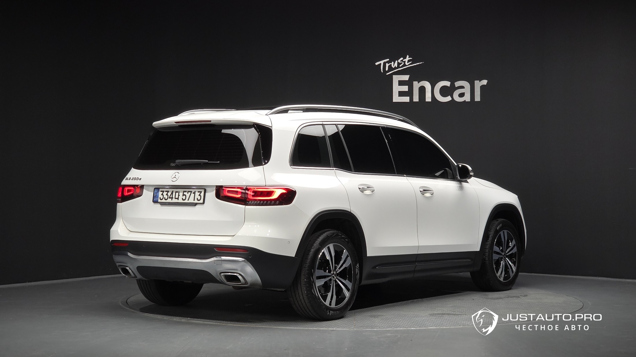 Автомобиль Mercedes-Benz GLB-Class