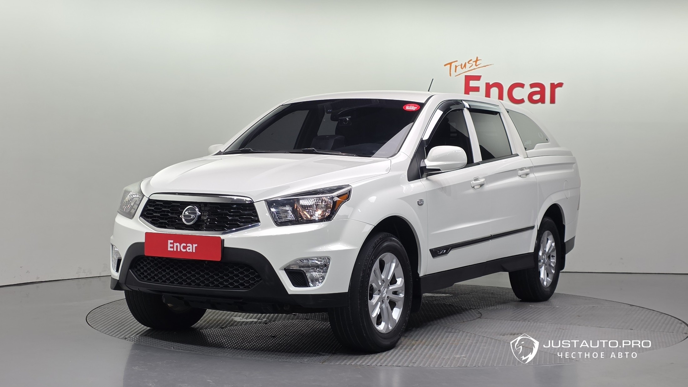 Автомобиль KG_Mobility_Ssangyong KORANDO