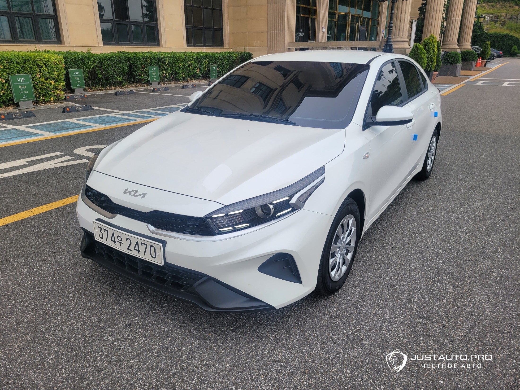 Автомобиль Kia K3