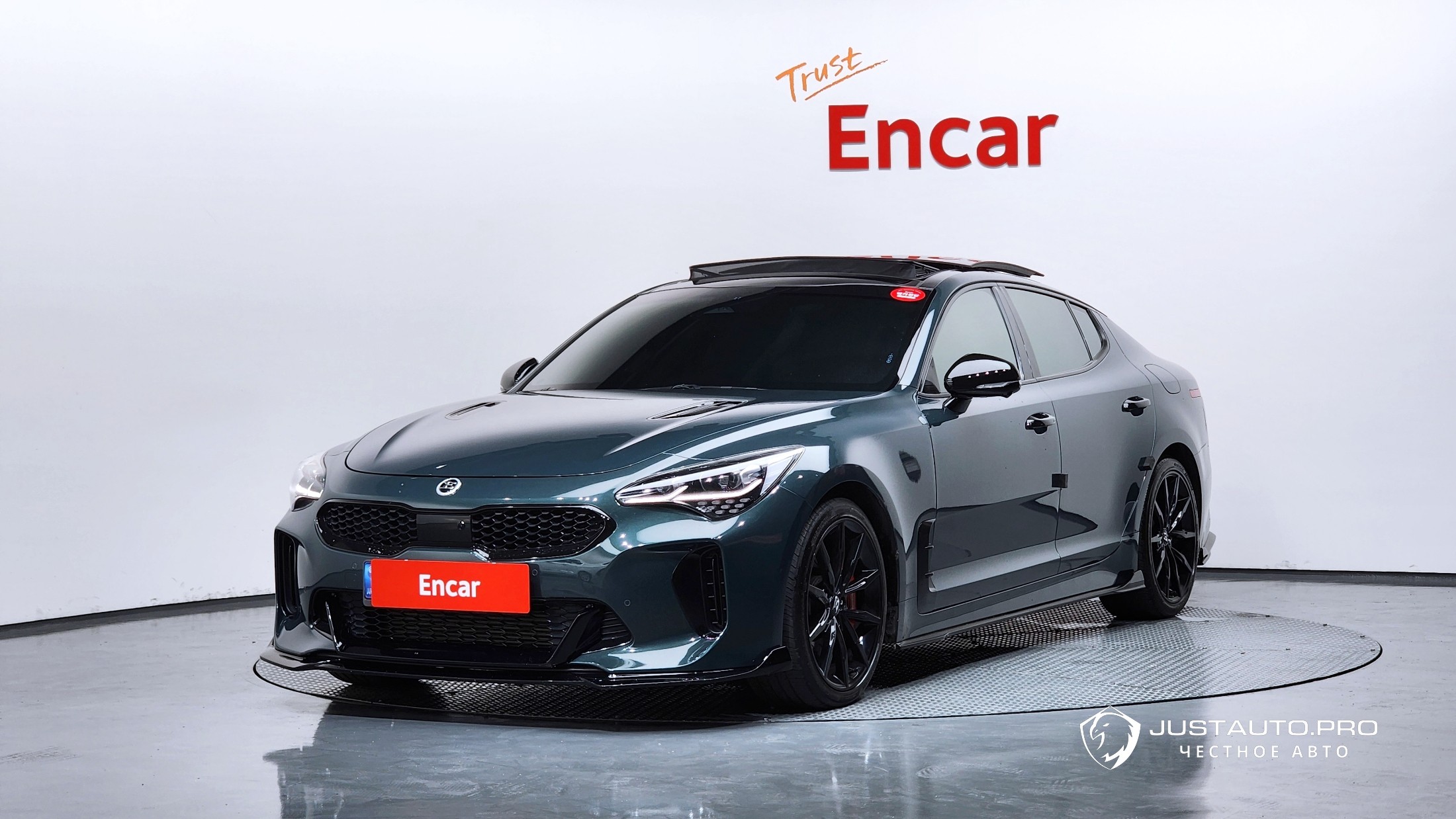 Автомобиль Kia Stinger