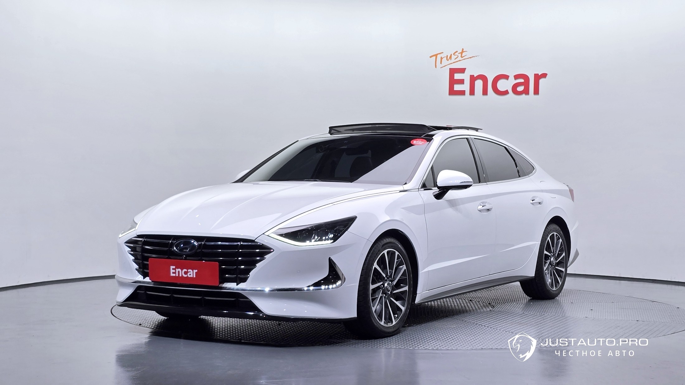 Автомобиль Hyundai Sonata