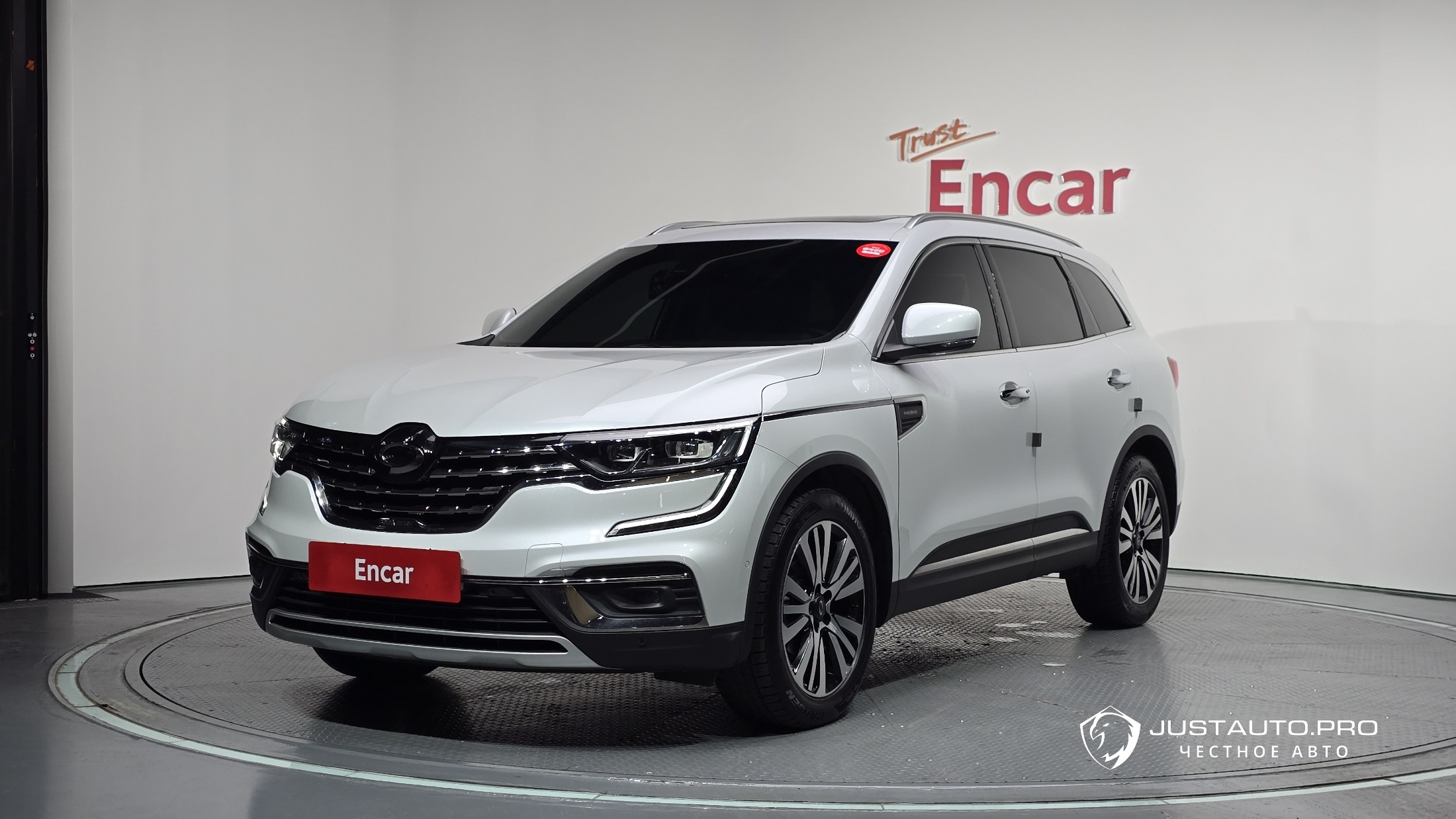 Автомобиль Renault-KoreaSamsung QM6