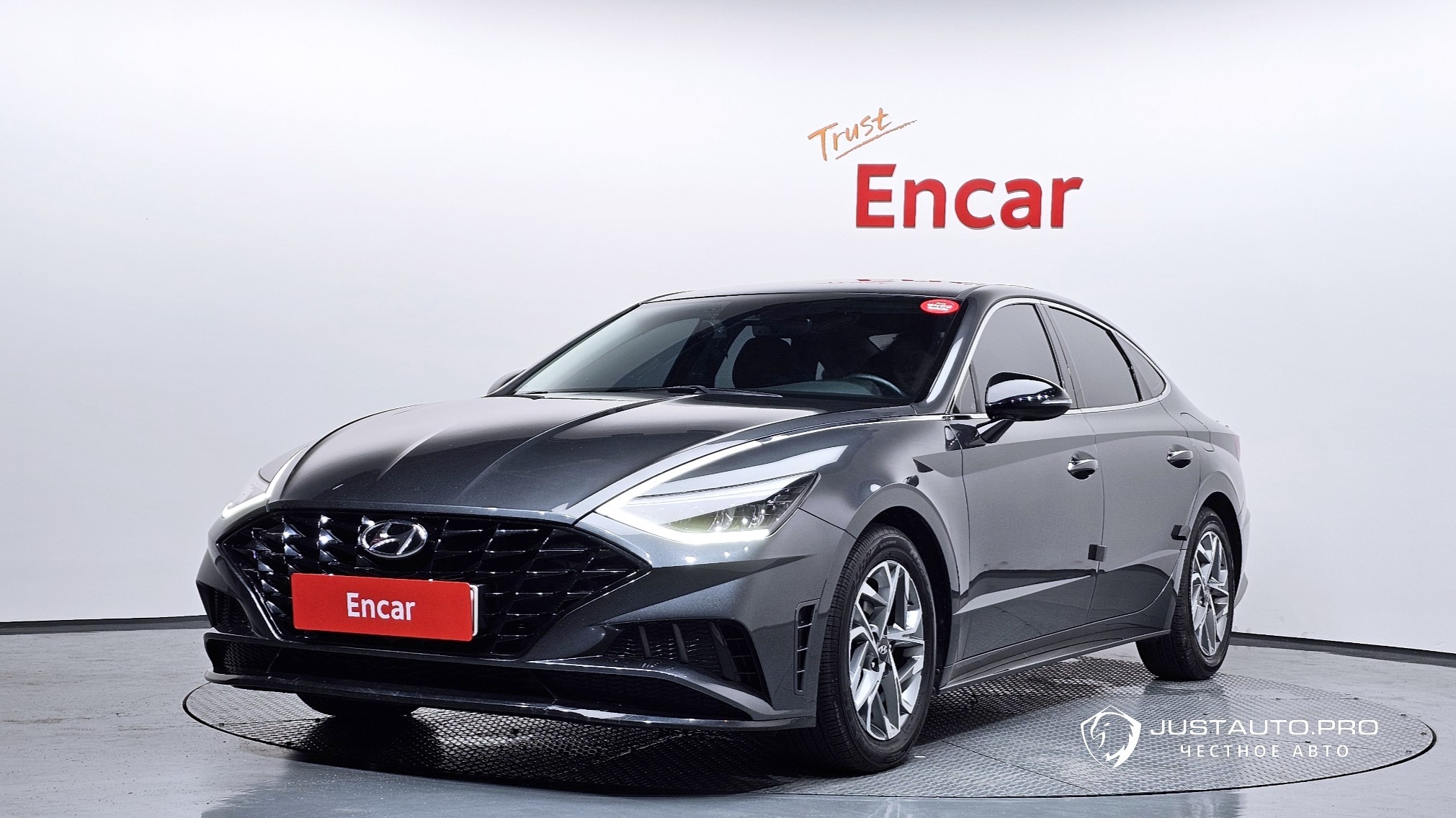 Автомобиль Hyundai Sonata