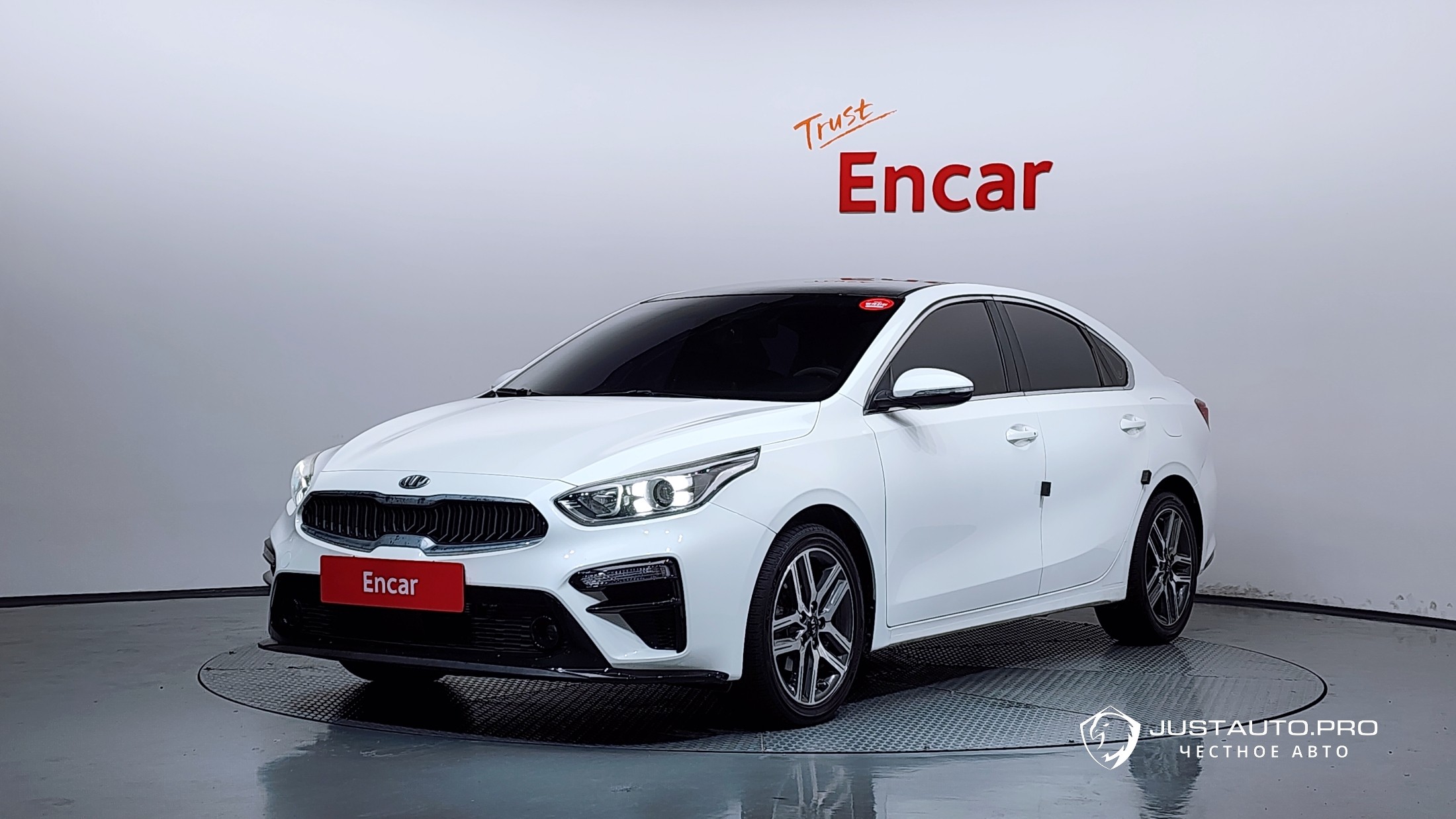 Автомобиль Kia K3