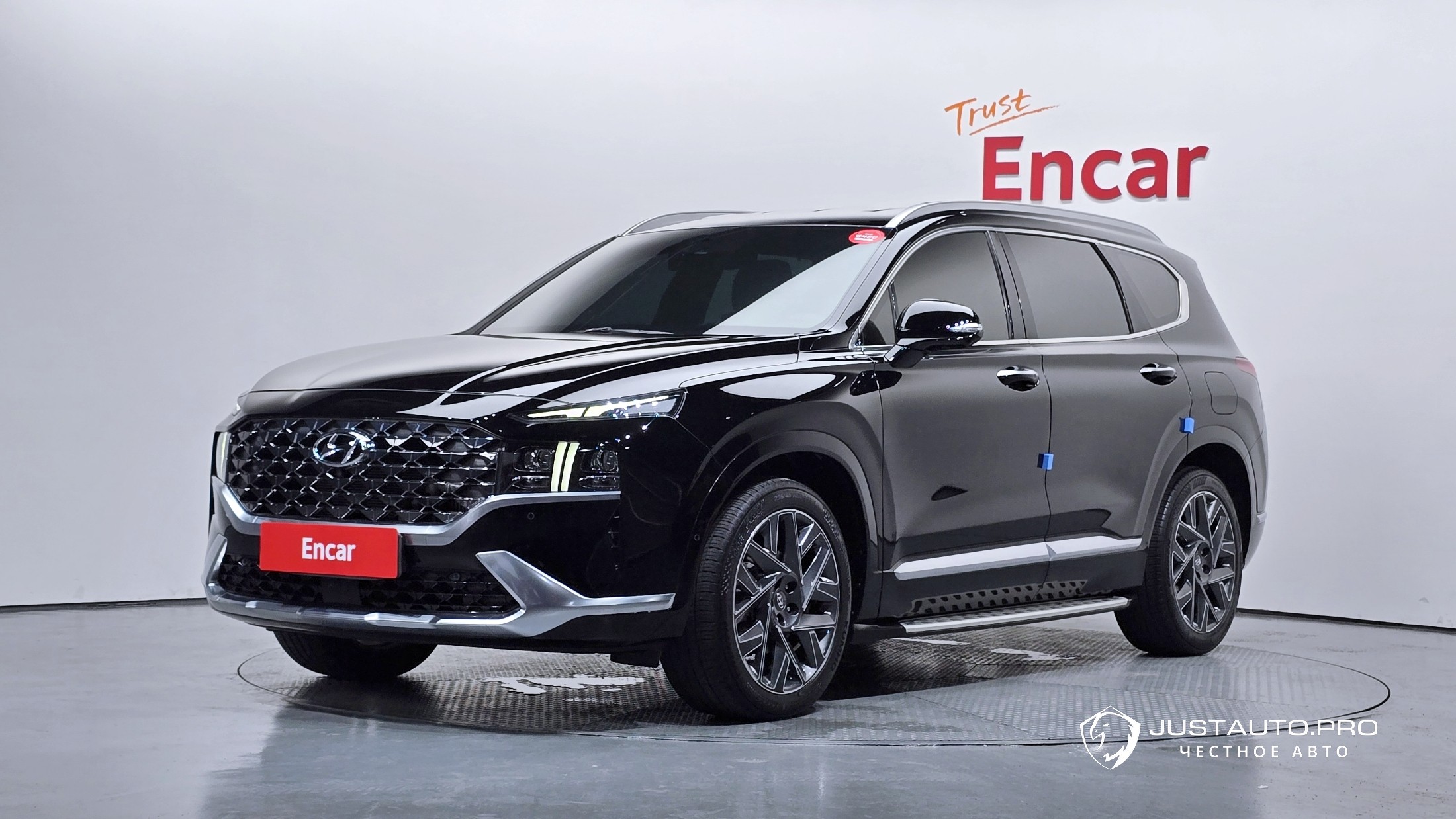 Автомобиль Hyundai Santafe