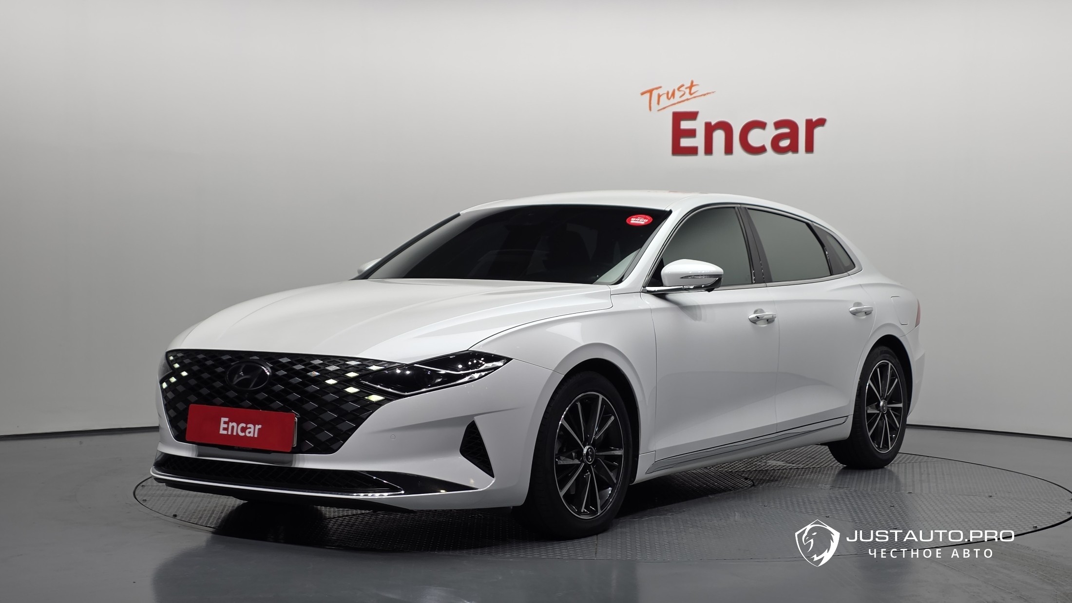 Автомобиль Hyundai Grandeur