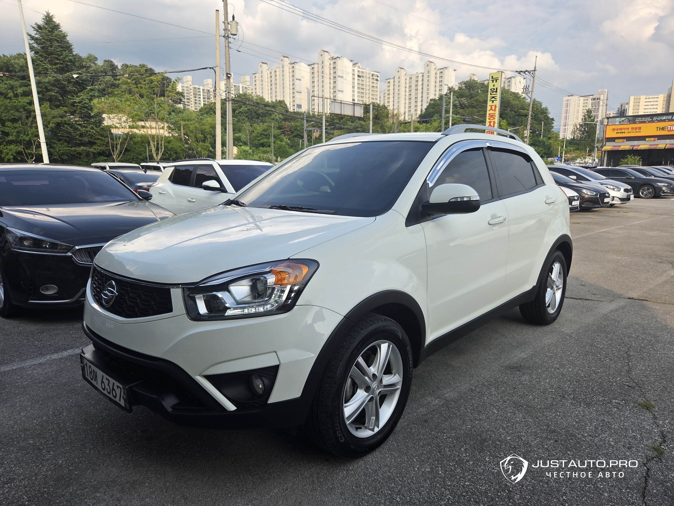 Автомобиль KG_Mobility_Ssangyong KORANDO