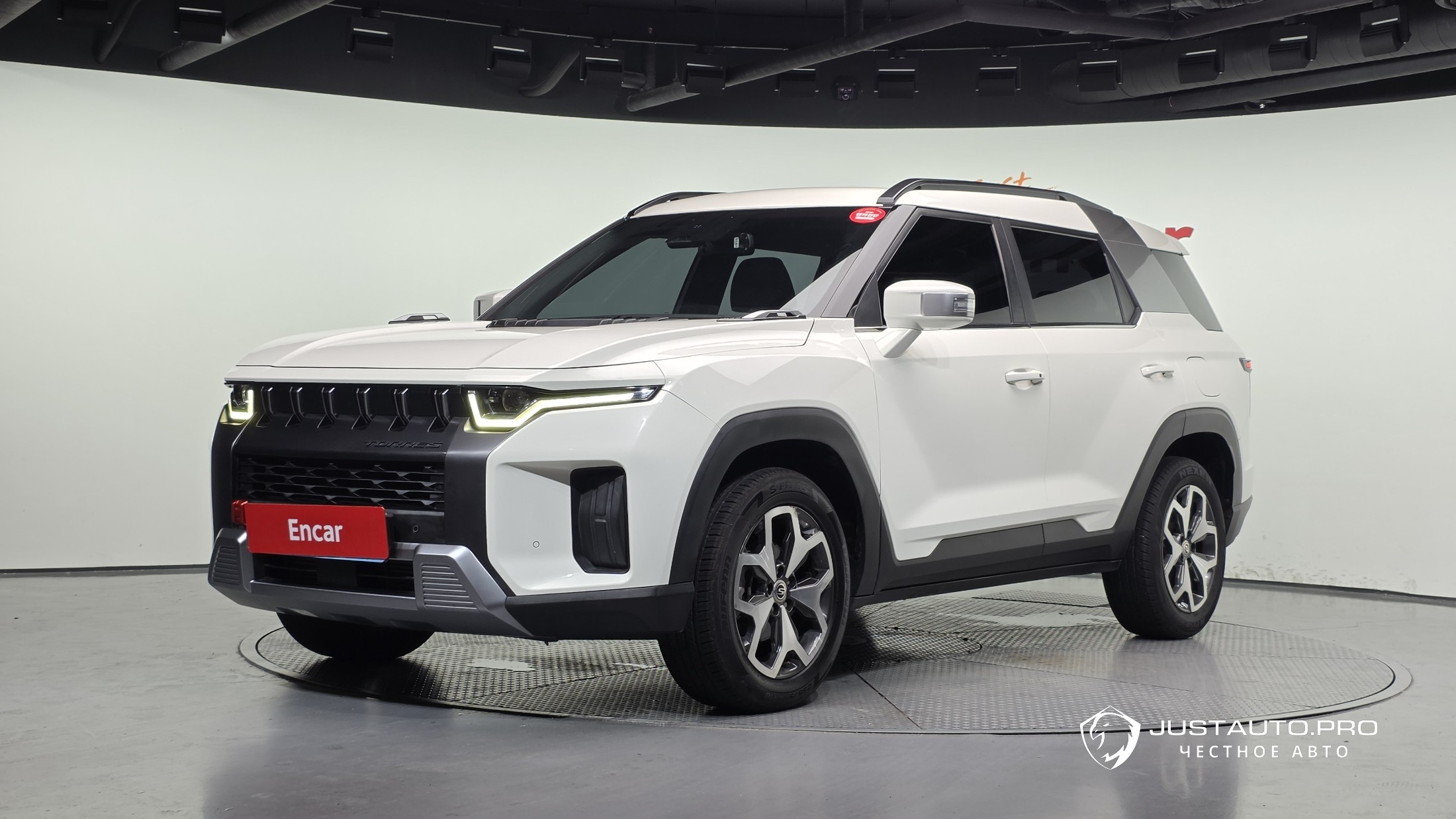 Автомобиль KG_Mobility_Ssangyong Torres