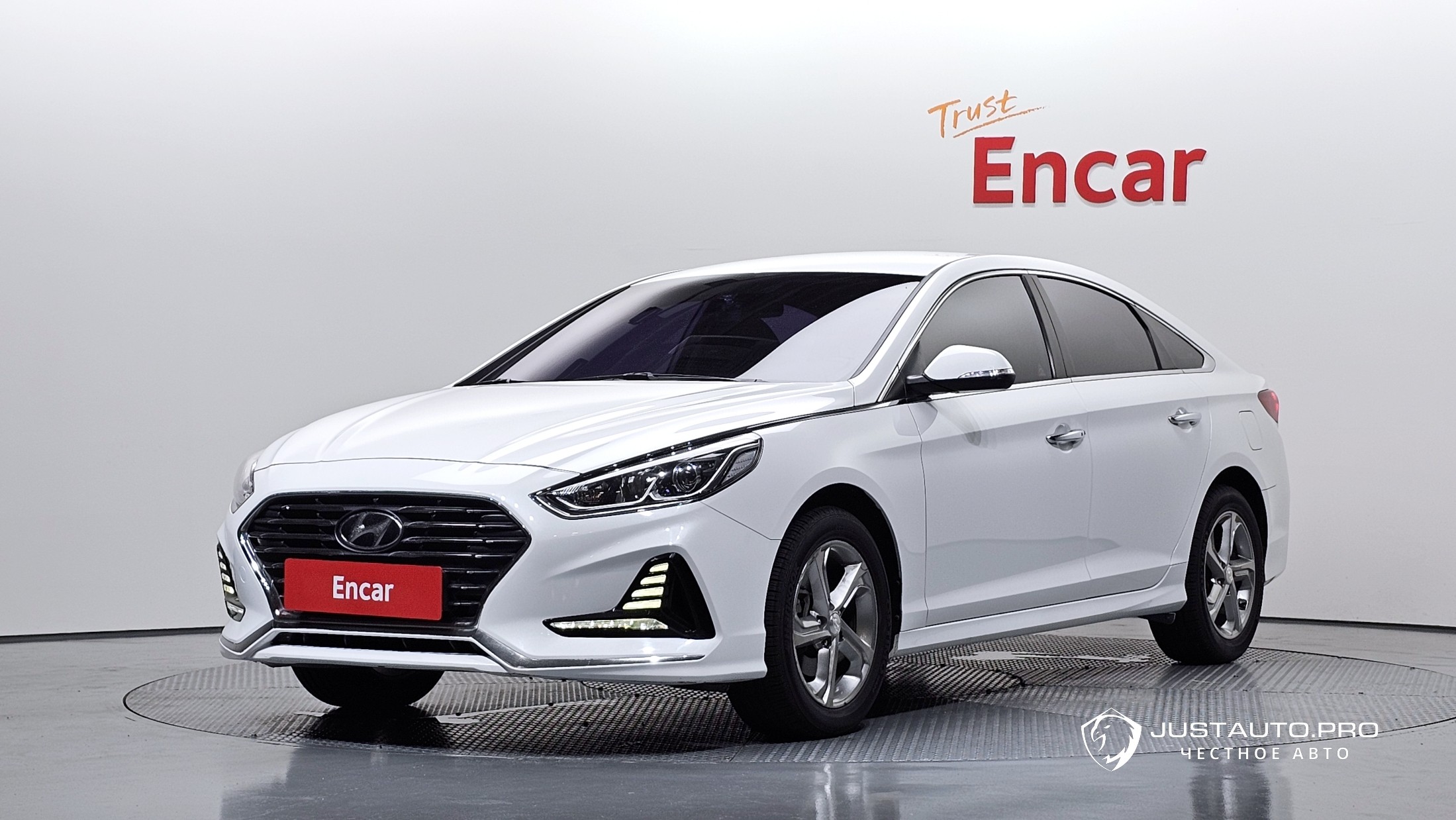 Автомобиль Hyundai Sonata
