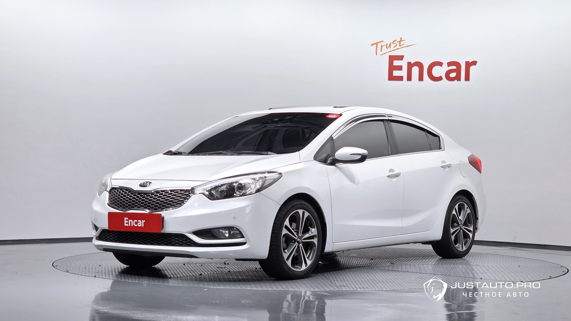 Автомобиль Kia K3