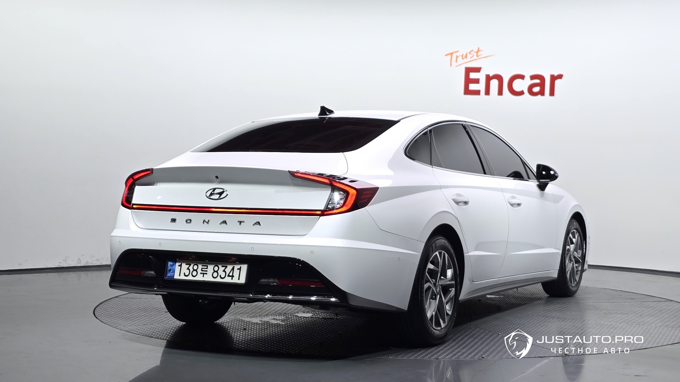 Автомобиль Hyundai Sonata
