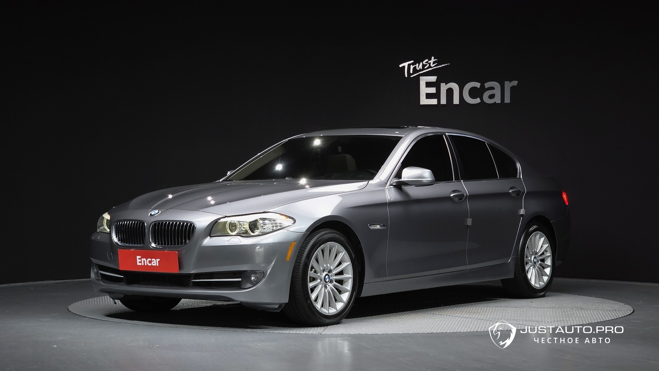 Автомобиль BMW 5-Series
