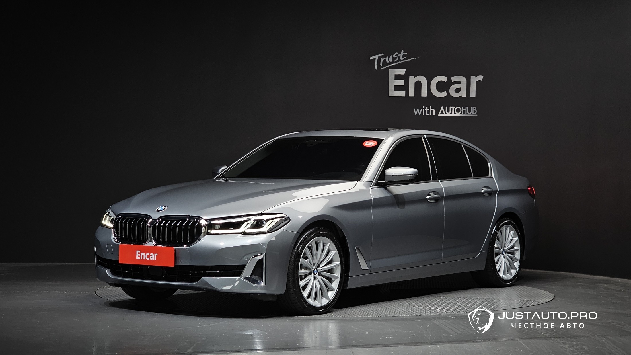 Автомобиль BMW 5-Series