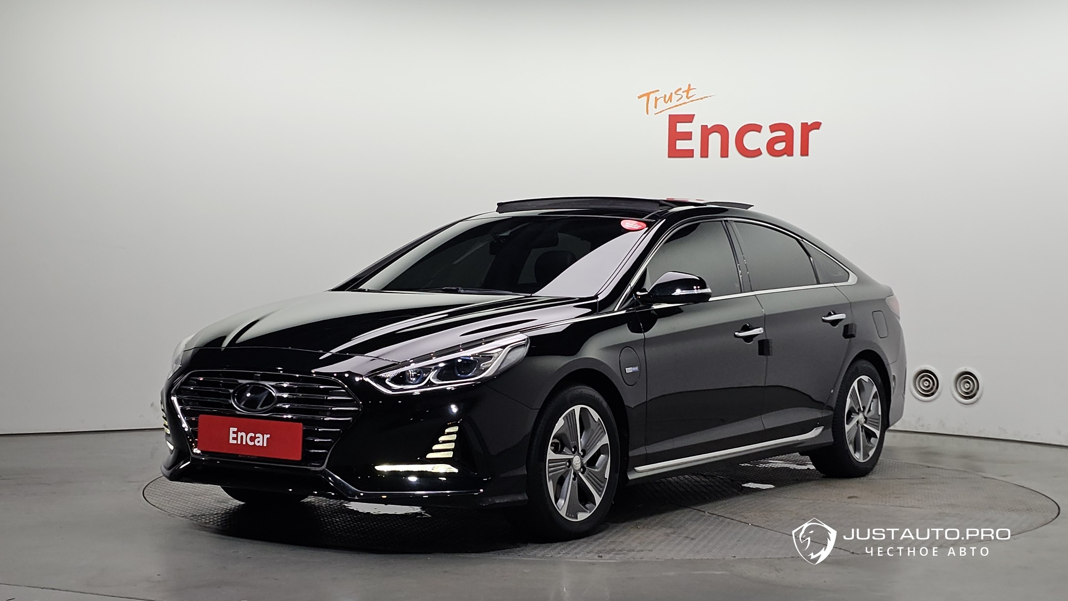 Автомобиль Hyundai Sonata