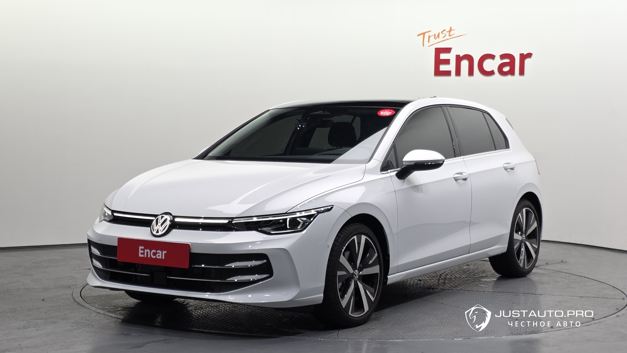 Автомобиль Volkswagen Golf