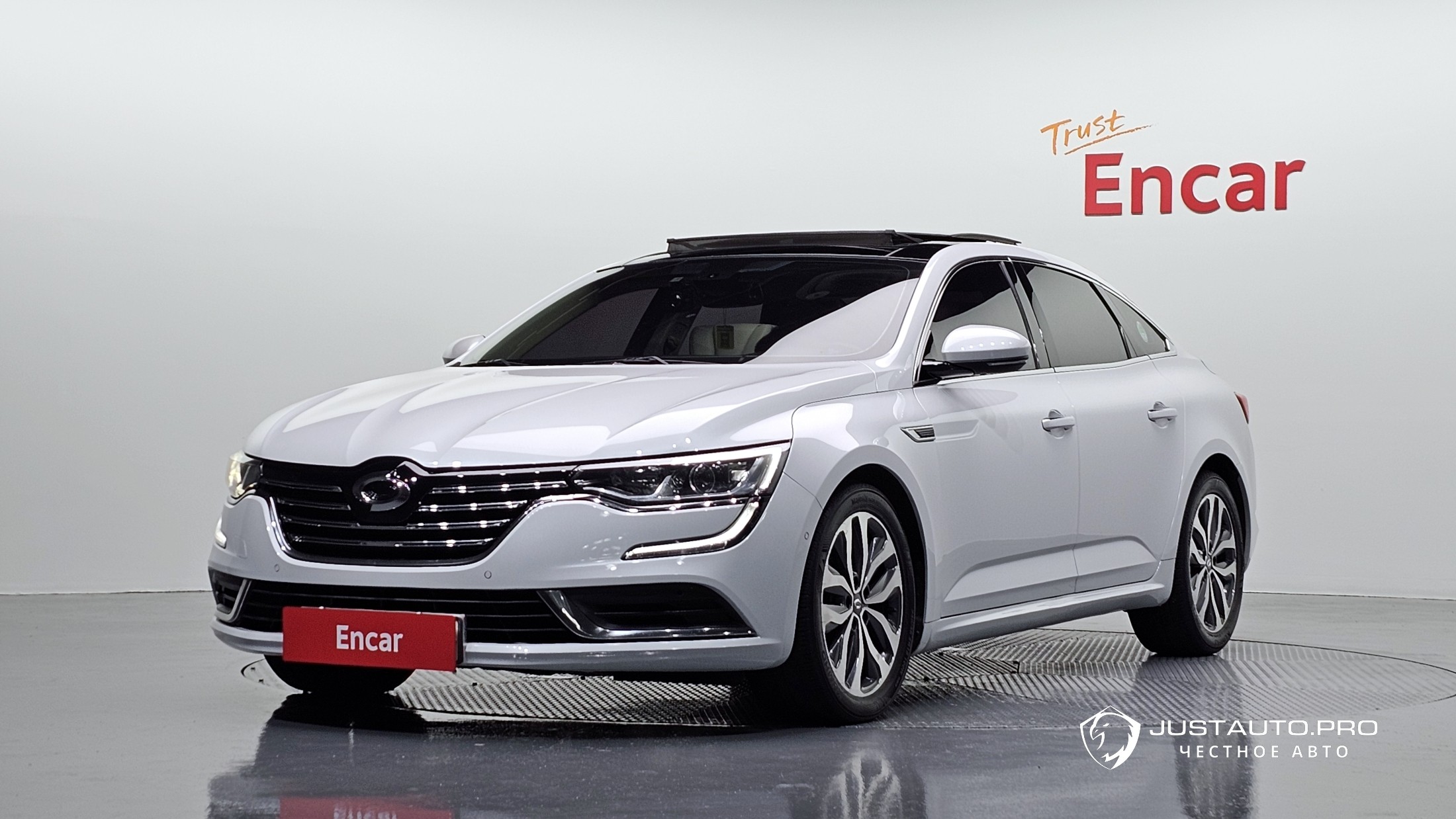 Автомобиль Renault-KoreaSamsung SM6