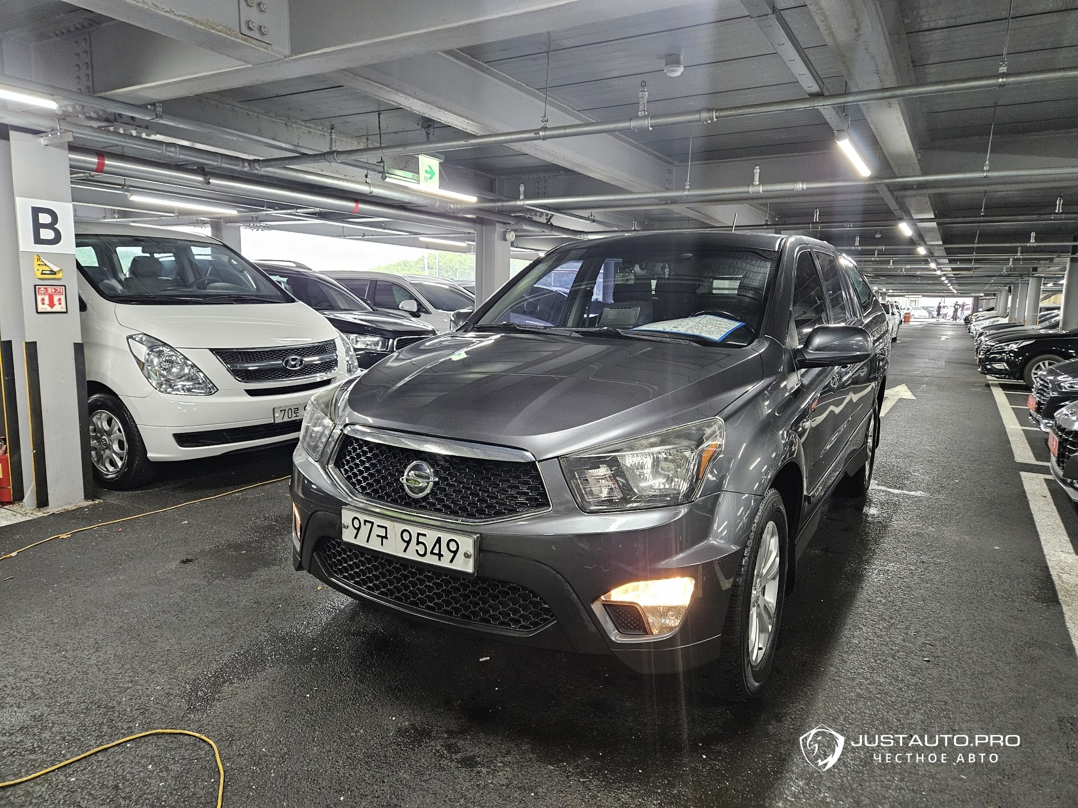 Автомобиль KG_Mobility_Ssangyong KORANDO