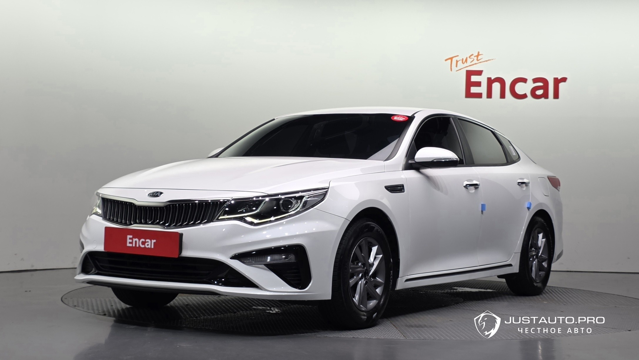 Автомобиль Kia K5