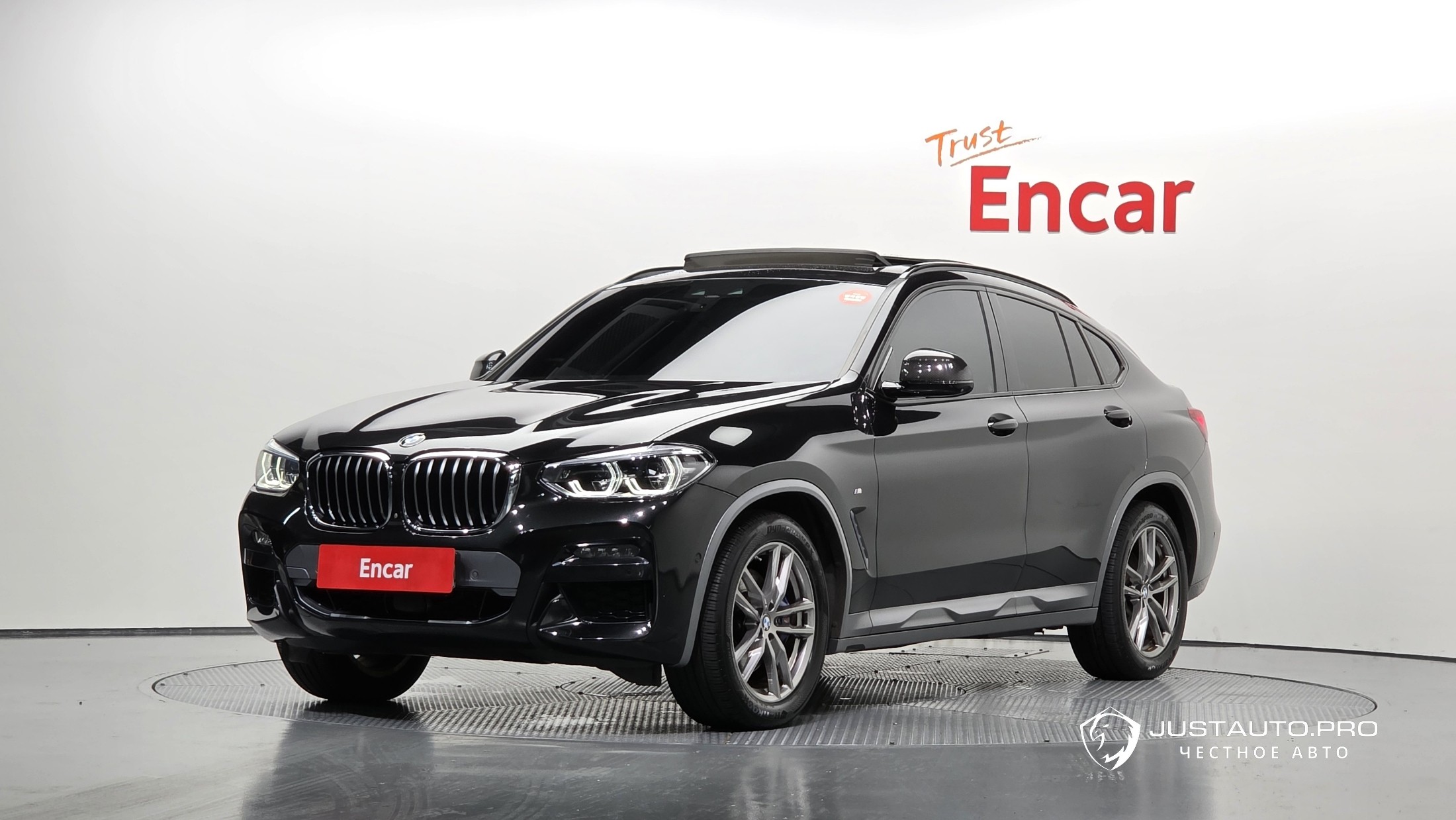Автомобиль BMW X4