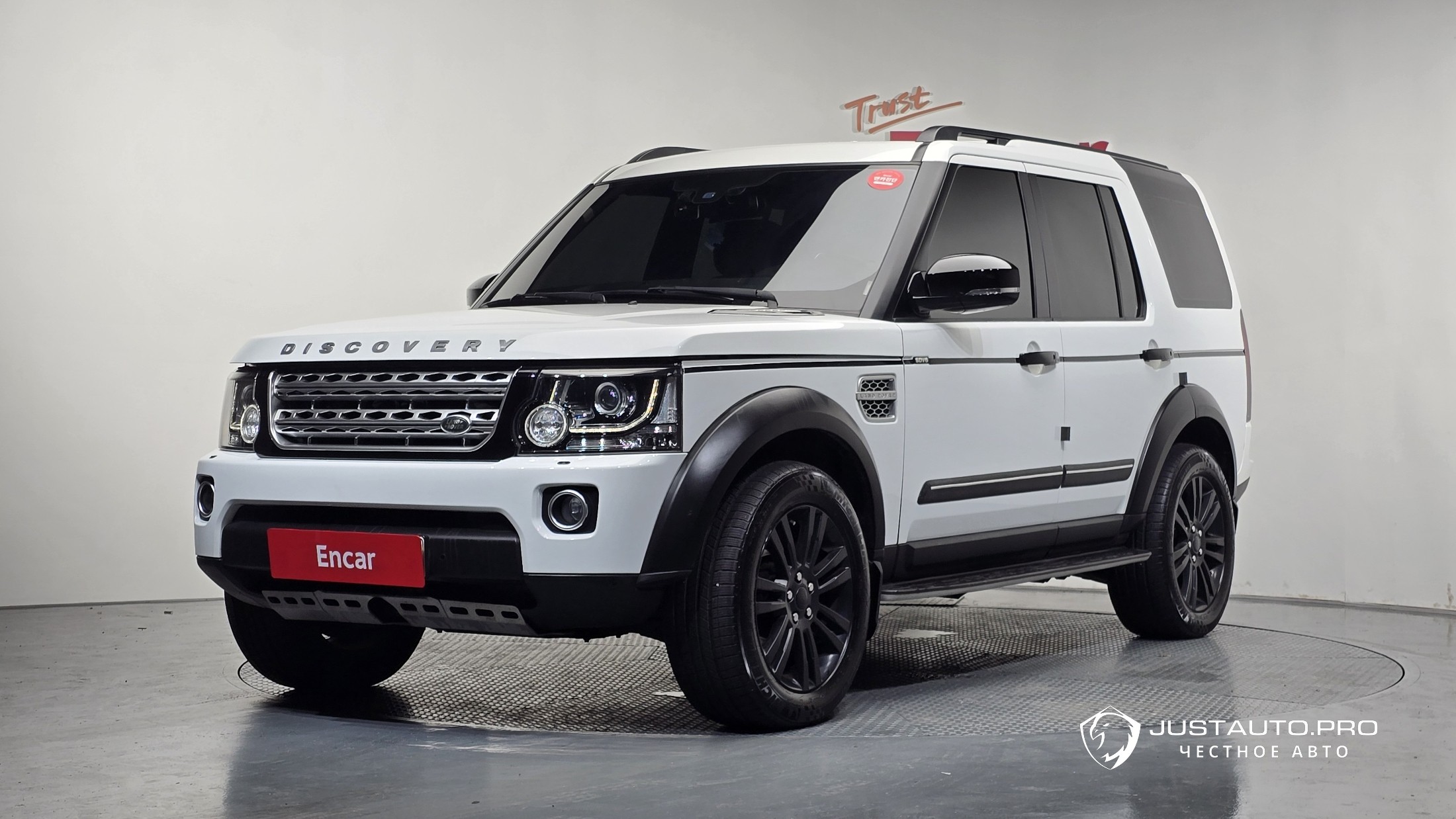 Автомобиль Land Rover Discovery
