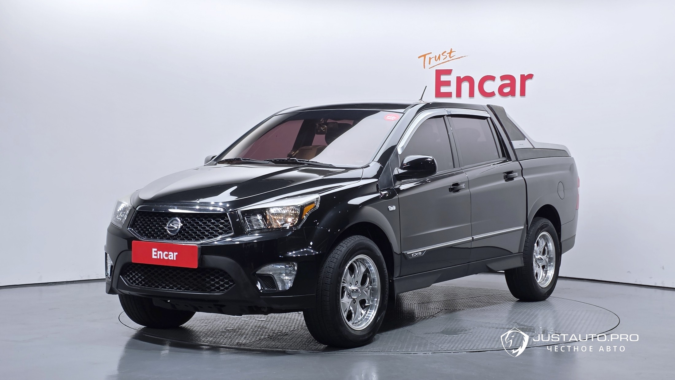Автомобиль KG_Mobility_Ssangyong KORANDO